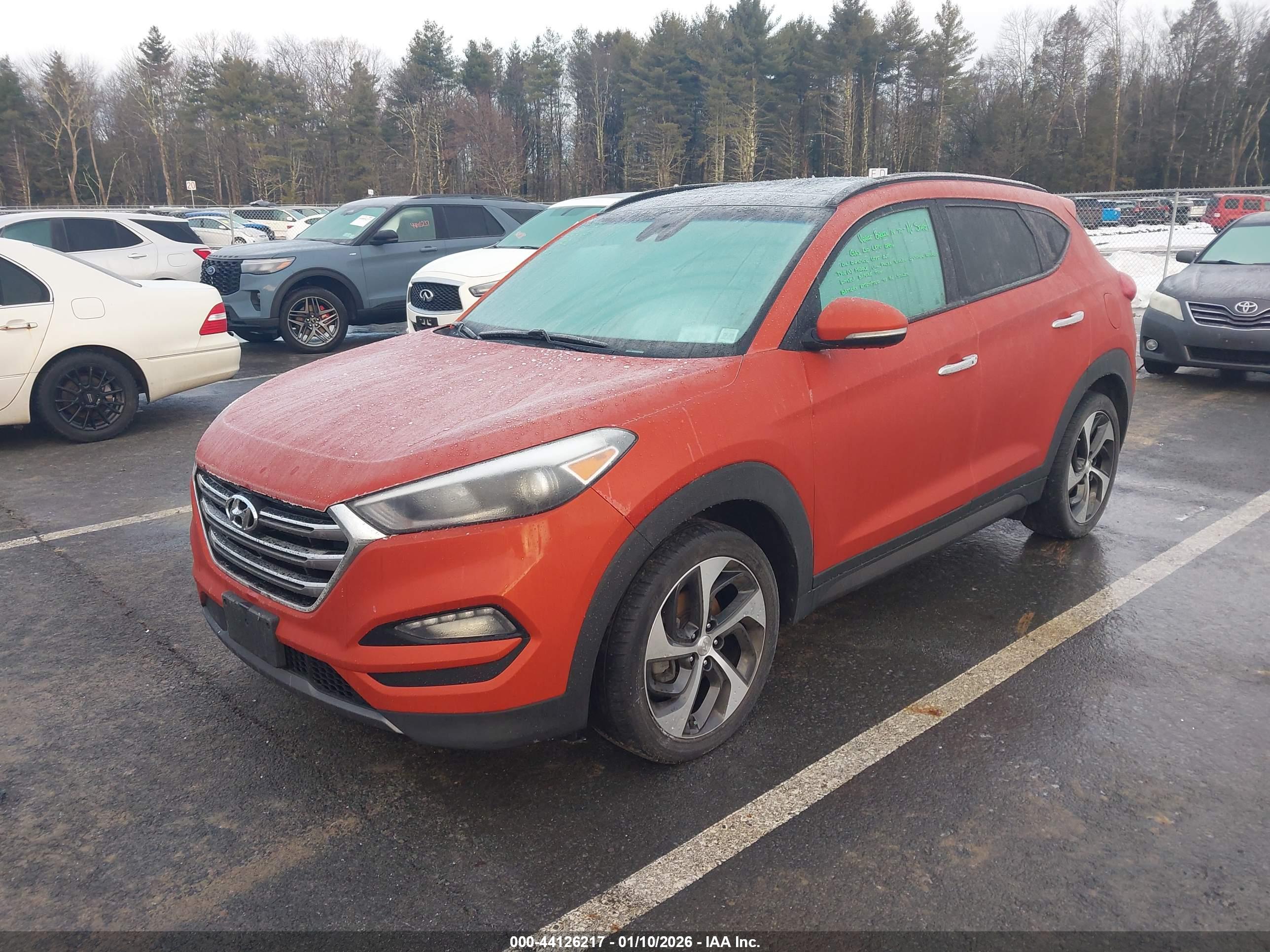 HYUNDAI TUCSON image 2