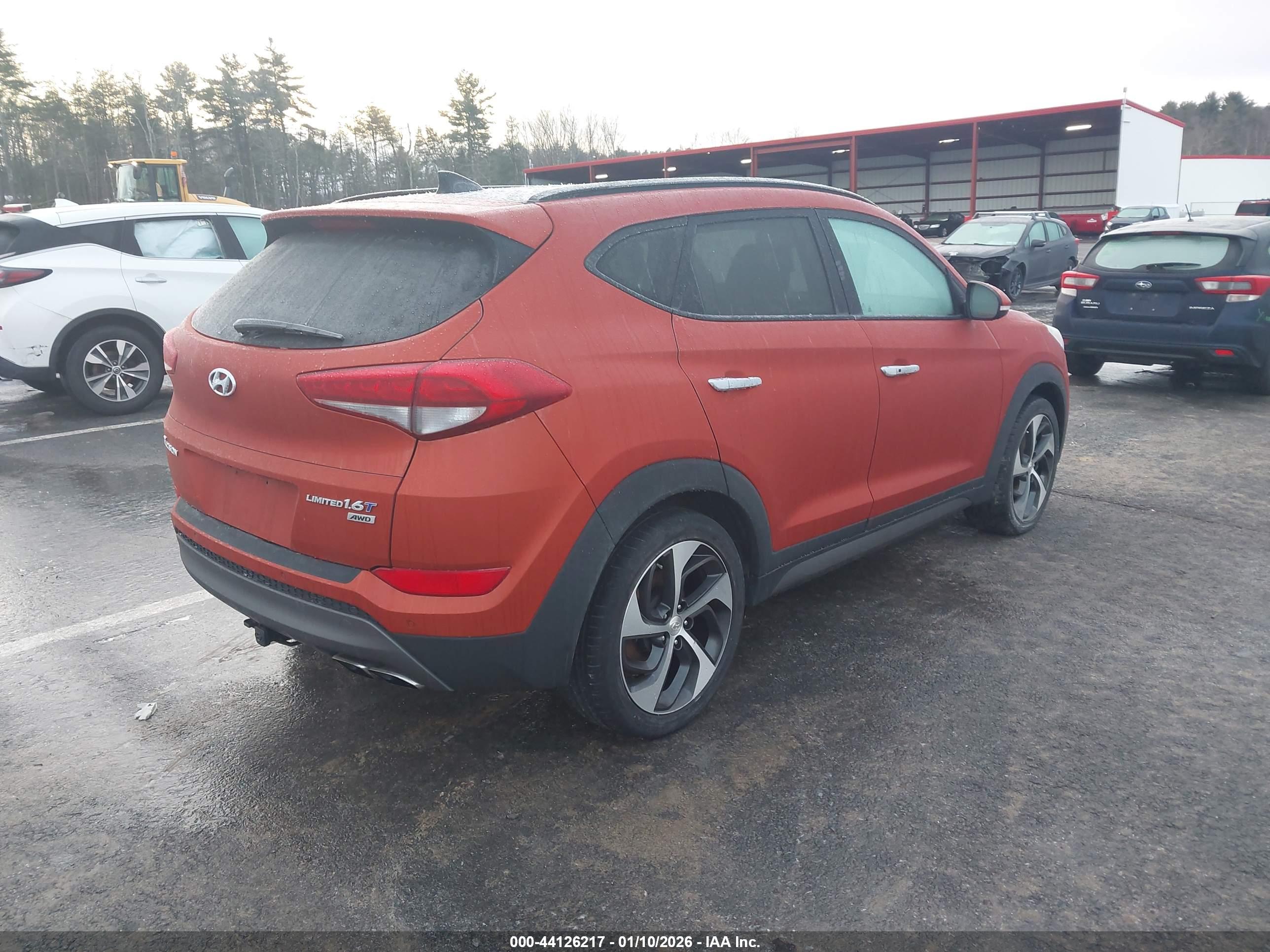 HYUNDAI TUCSON image 4