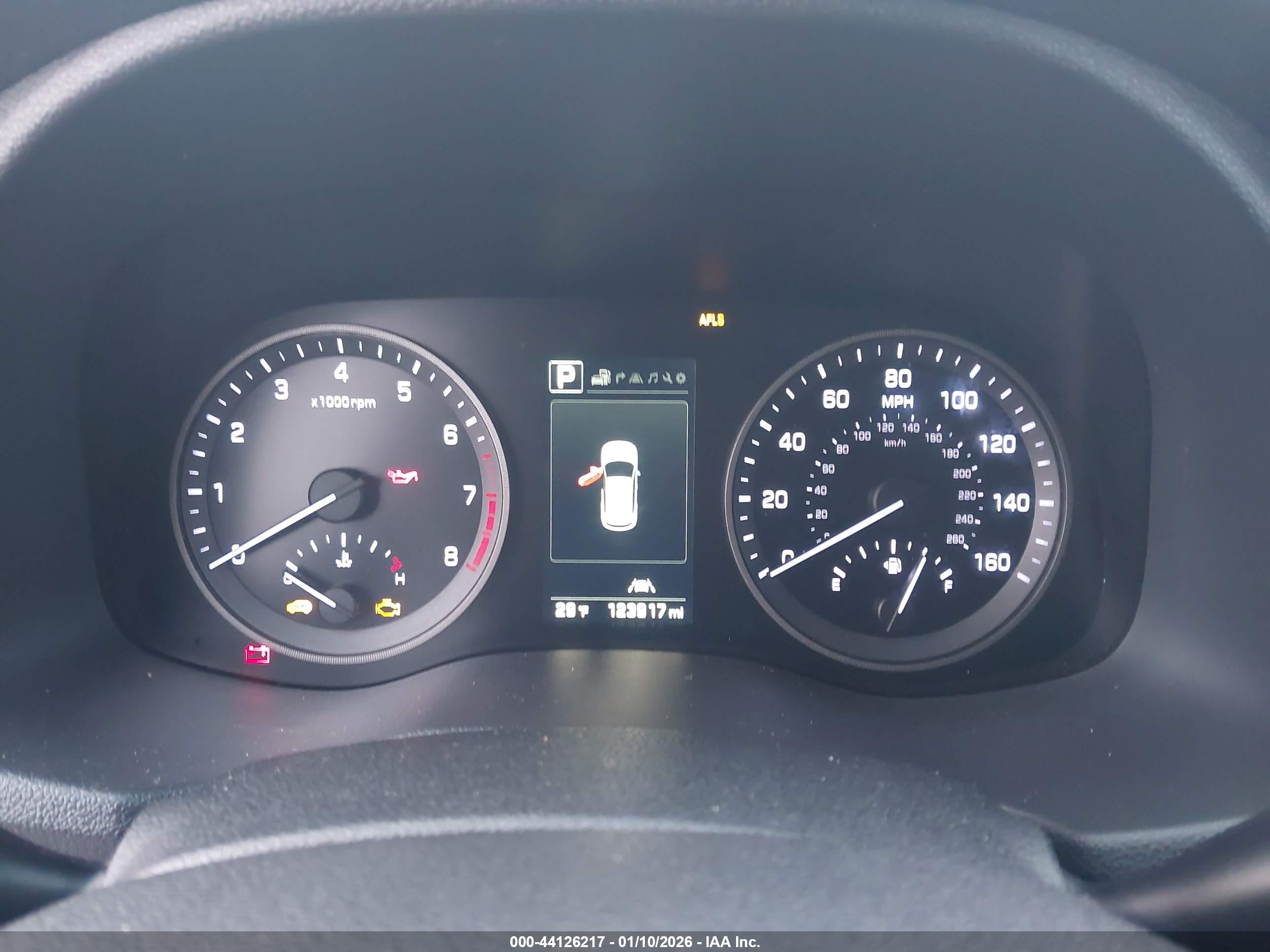 HYUNDAI TUCSON image 7