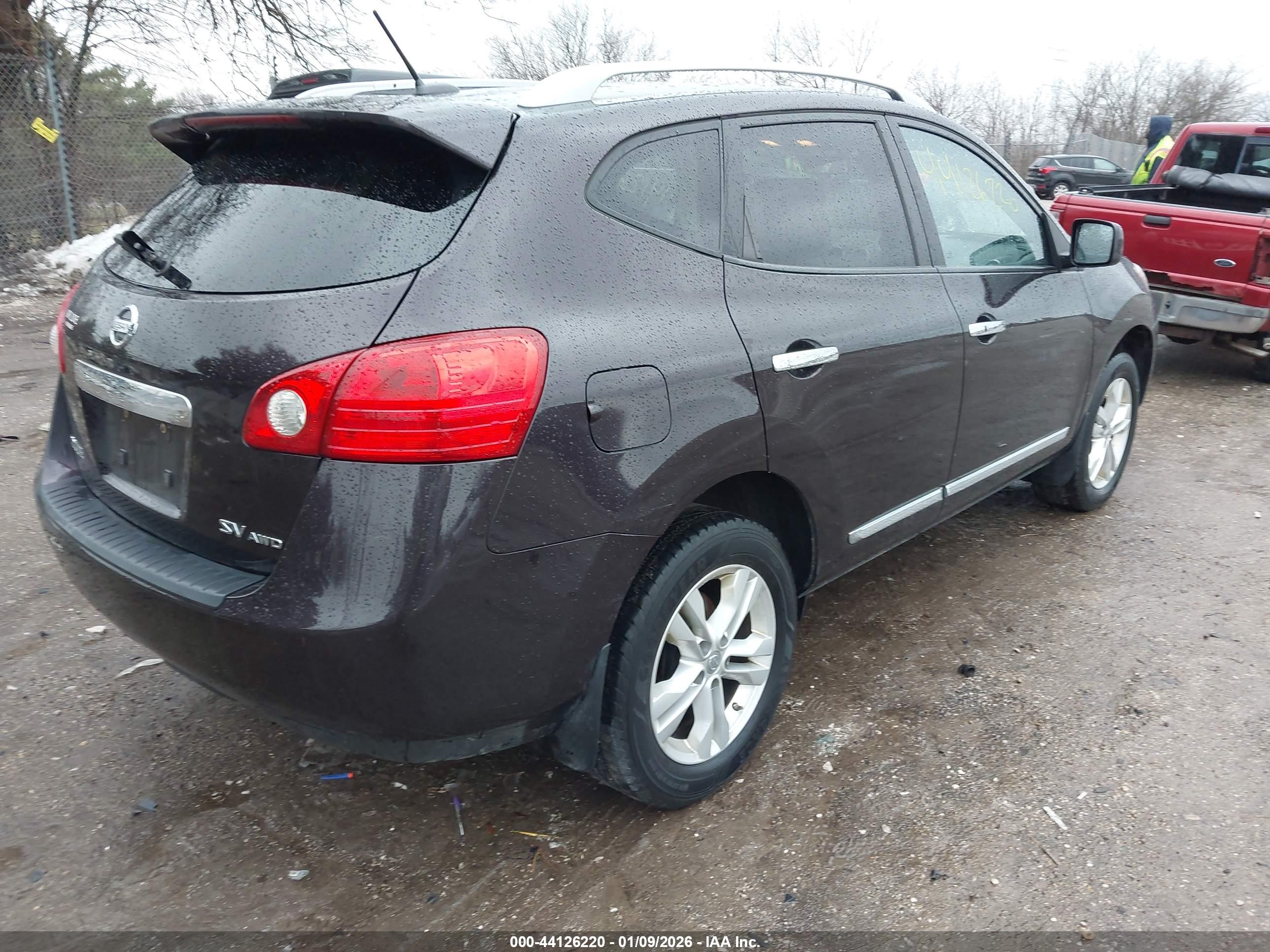NISSAN ROGUE image 4