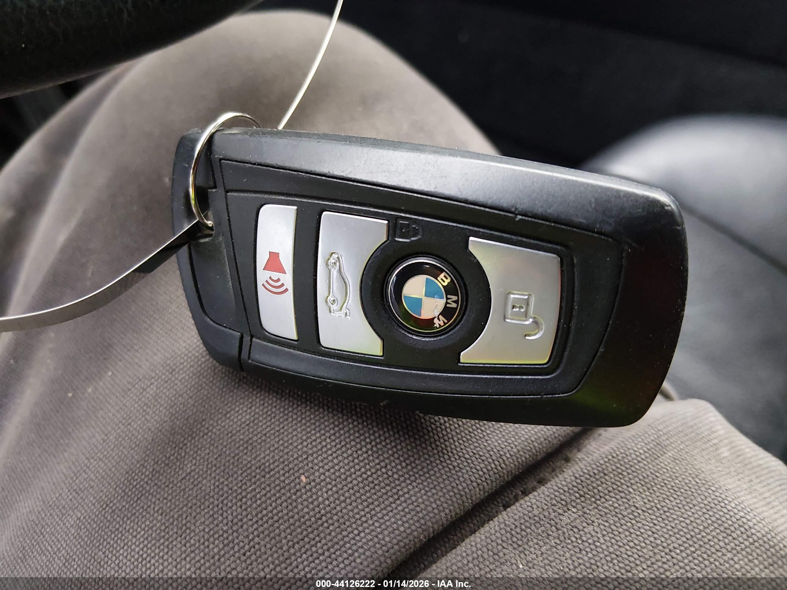 BMW 528I image 11