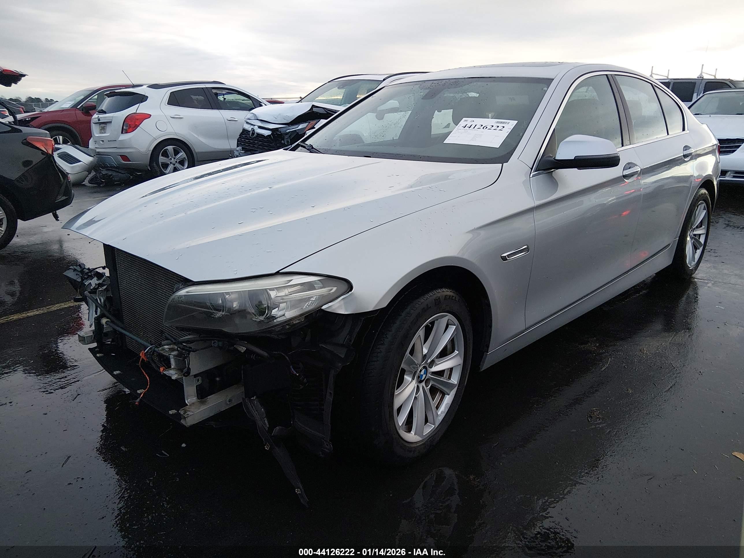 BMW 528I image 2