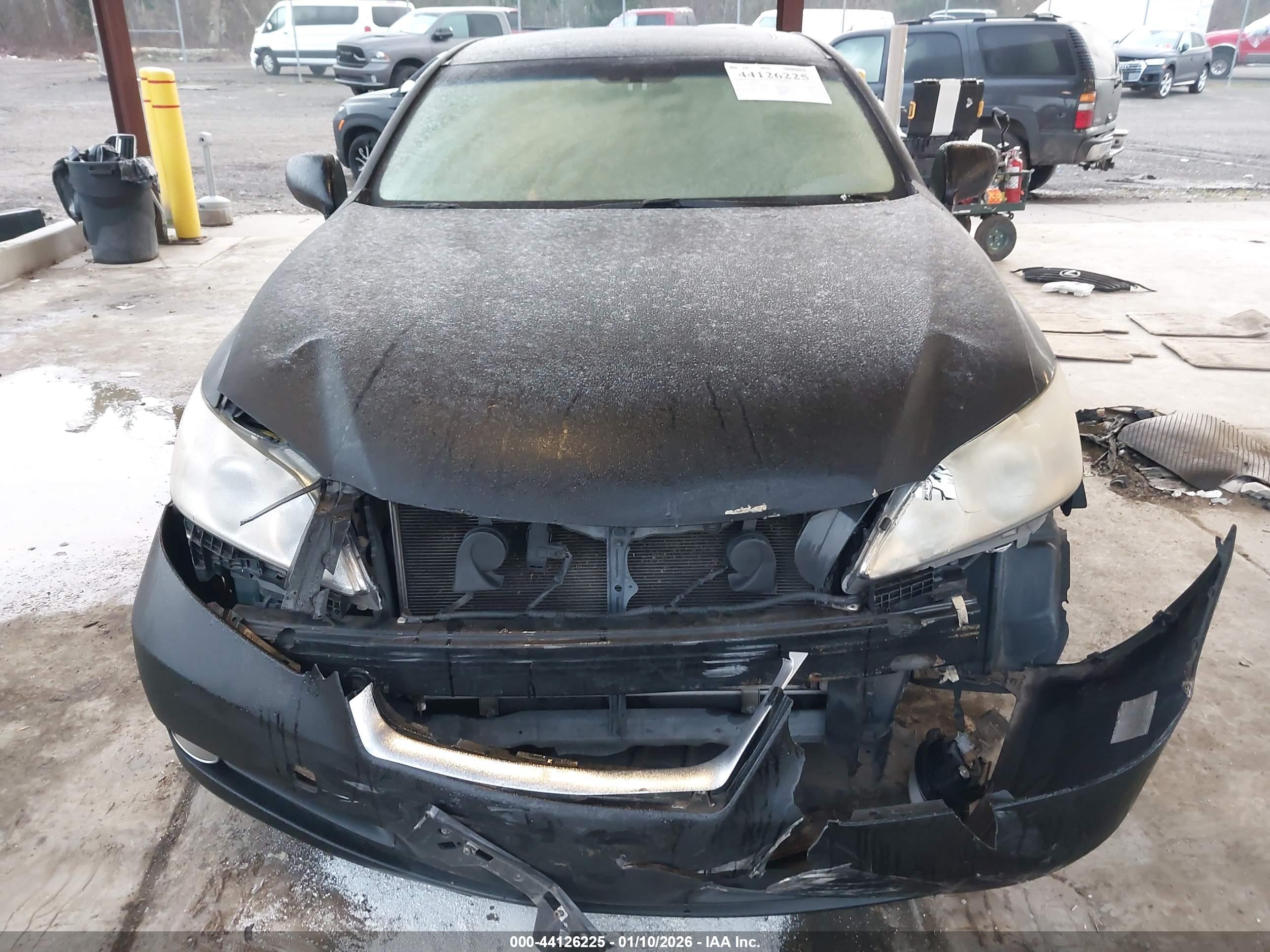 LEXUS ES image 6