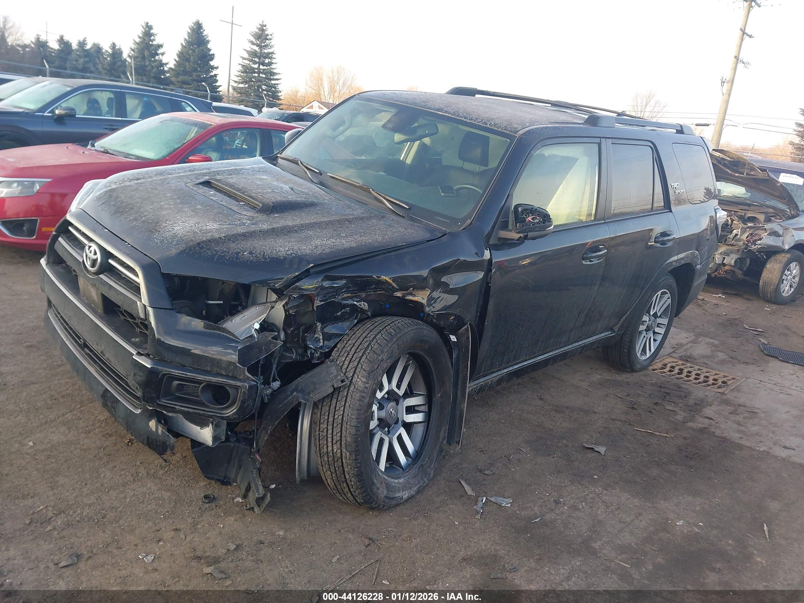 TOYOTA 4RUNNER image 2