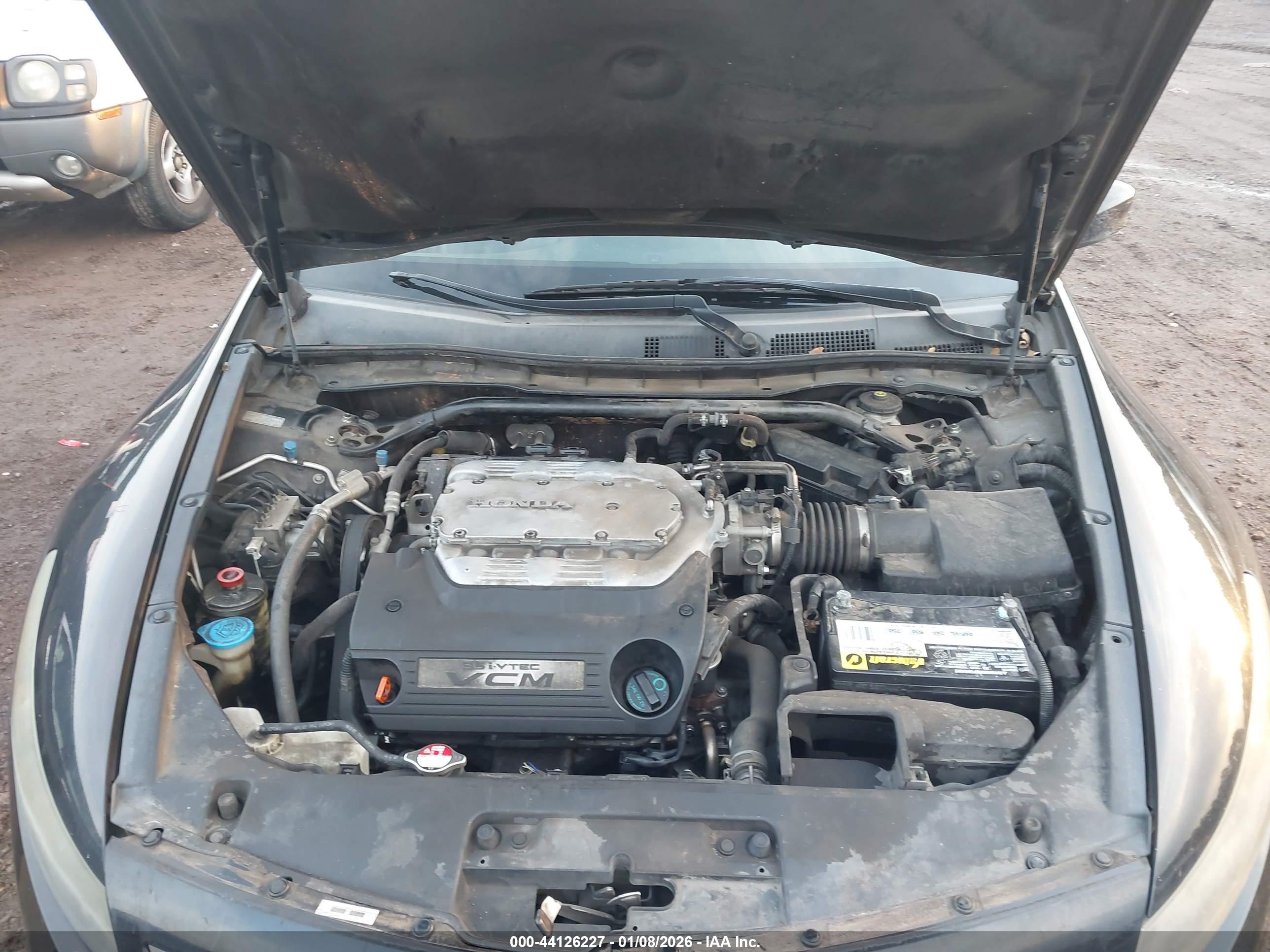 HONDA ACCORD image 10