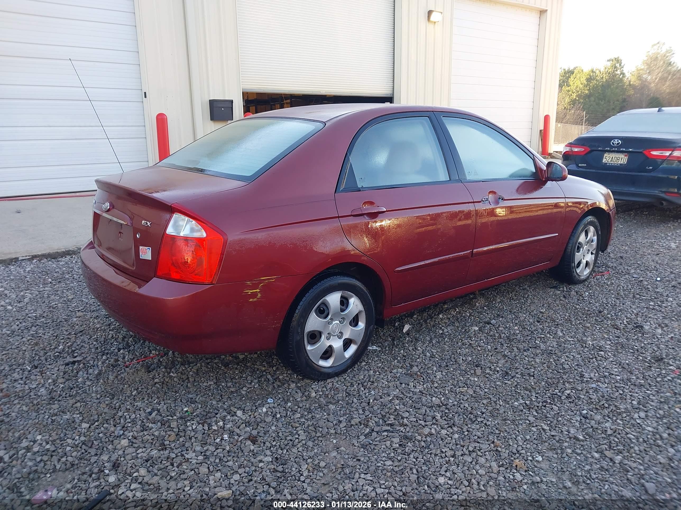KIA SPECTRA image 4