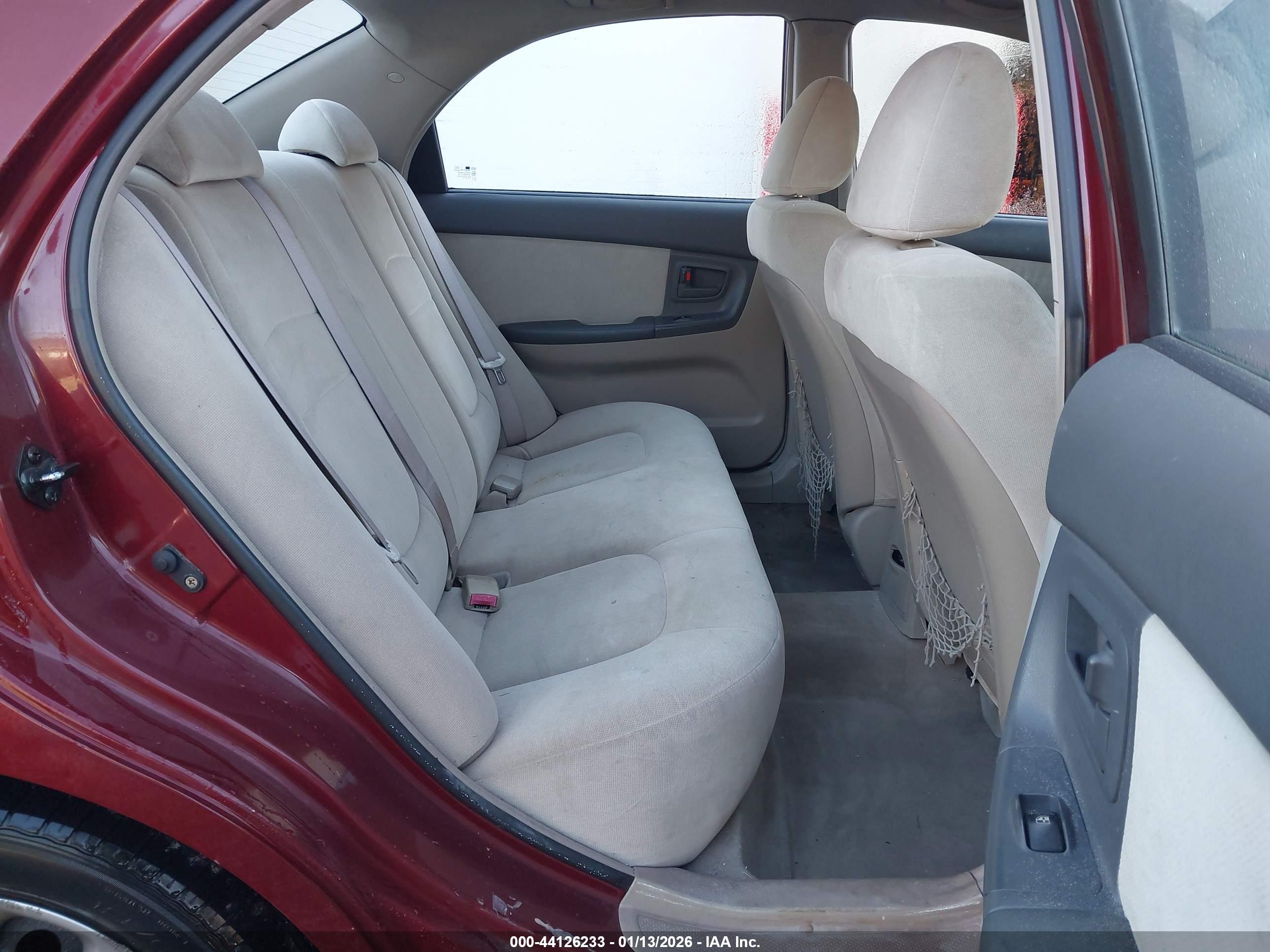 KIA SPECTRA image 8