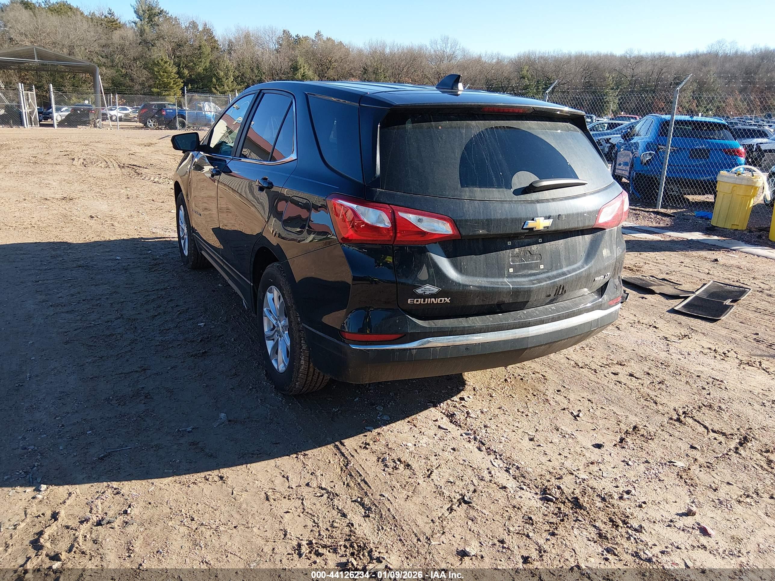 CHEVROLET EQUINOX image 3