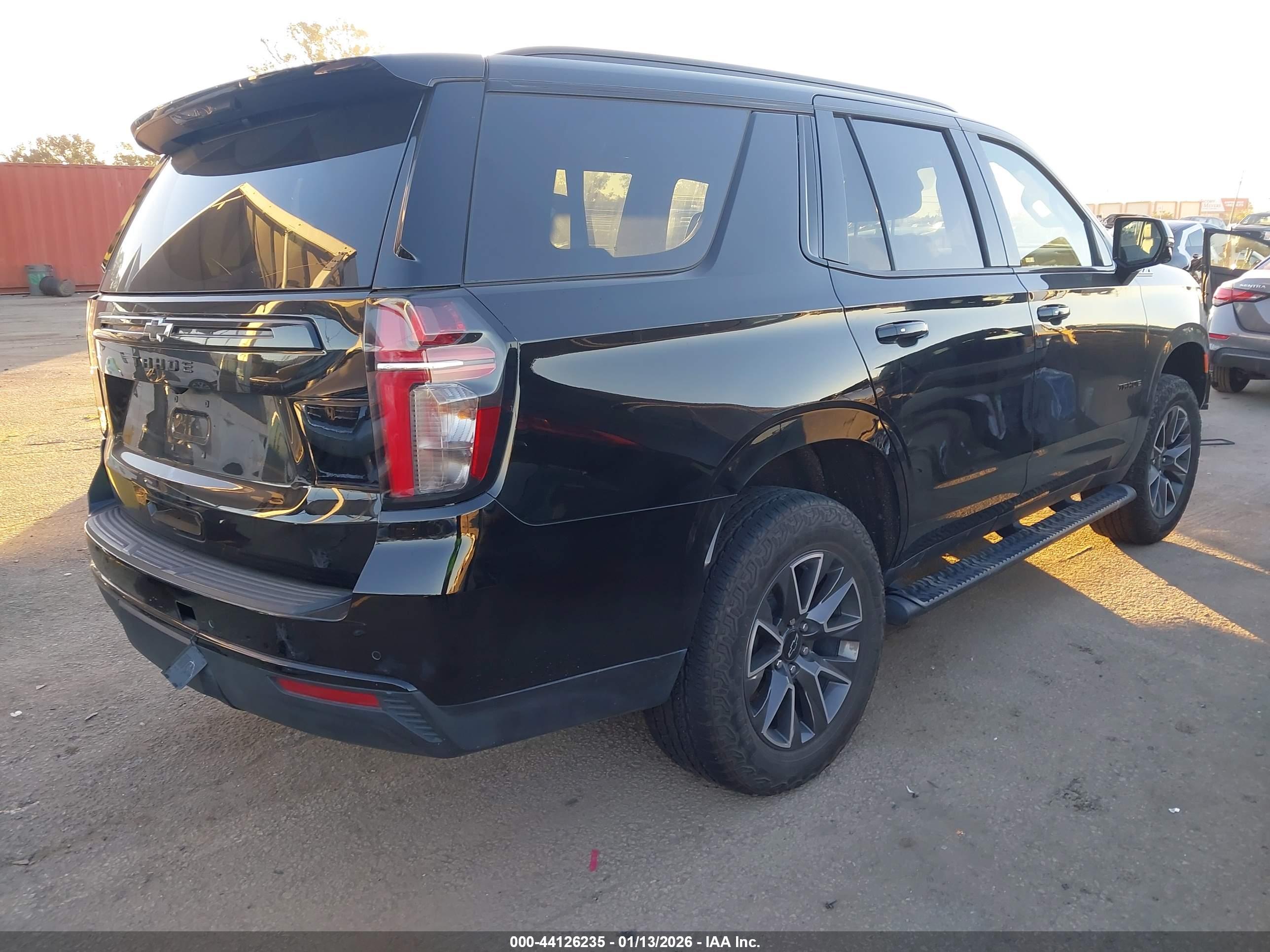 CHEVROLET TAHOE image 4