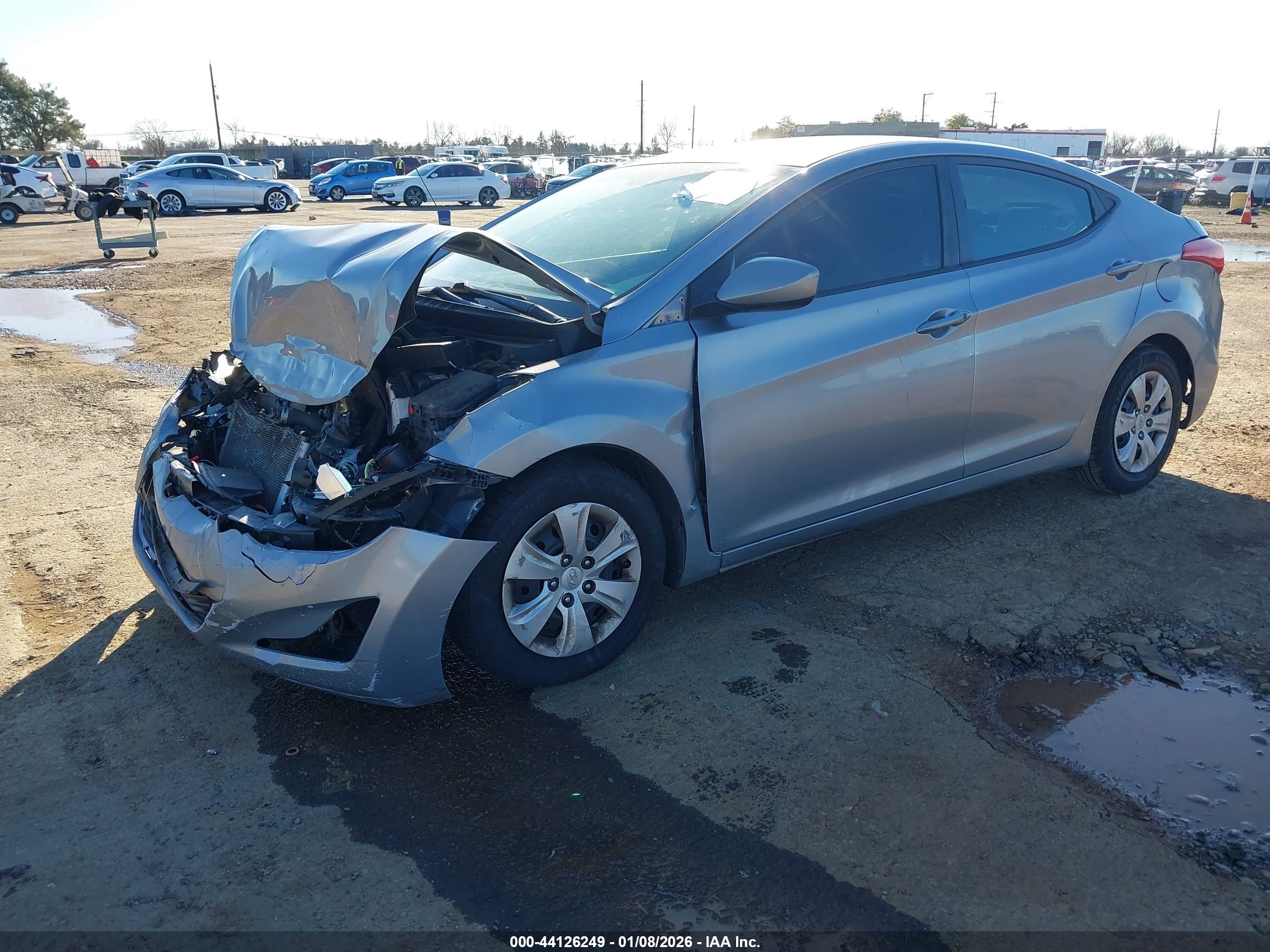 HYUNDAI ELANTRA image 2