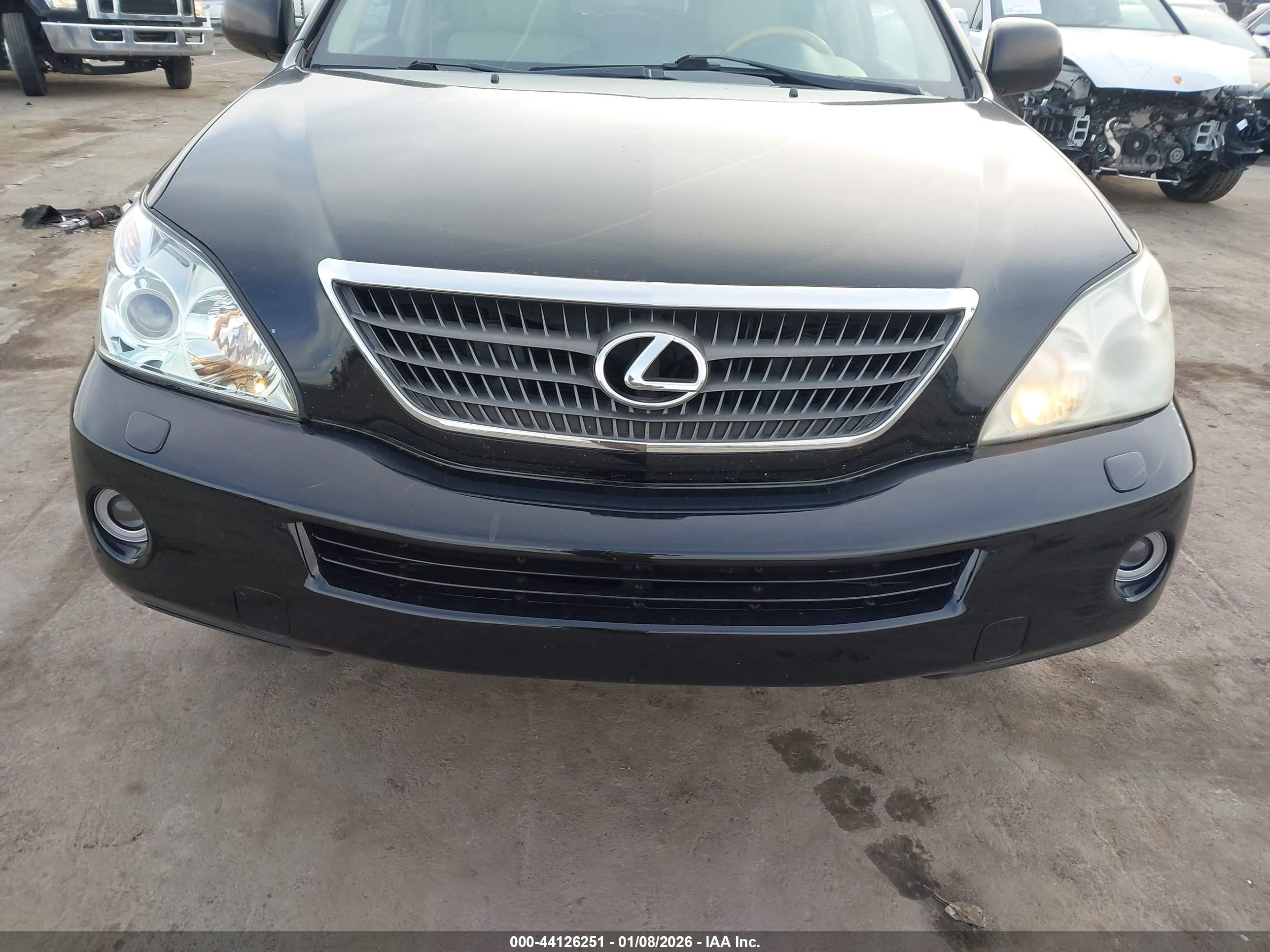 LEXUS RX image 6
