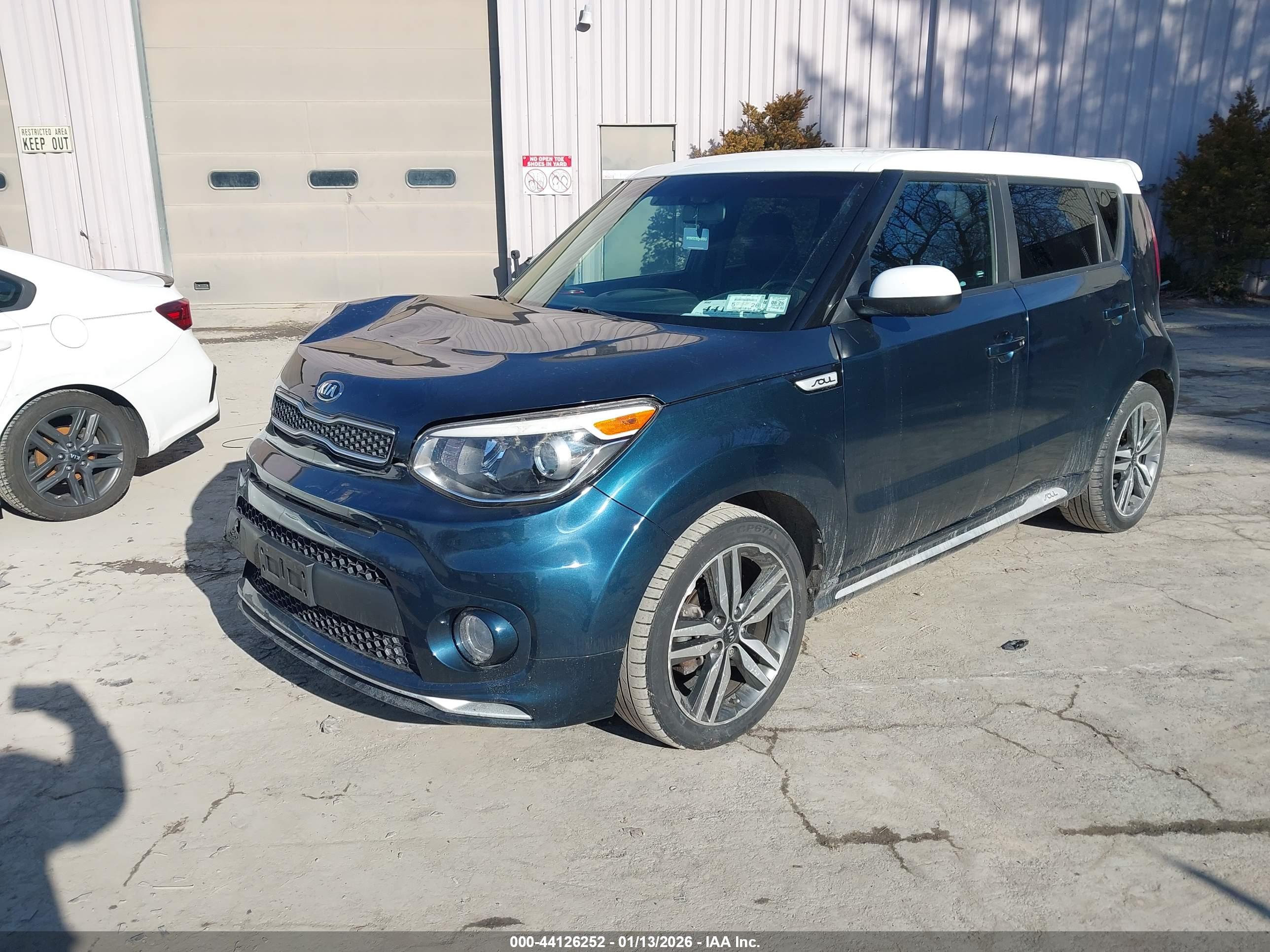 KIA SOUL image 2