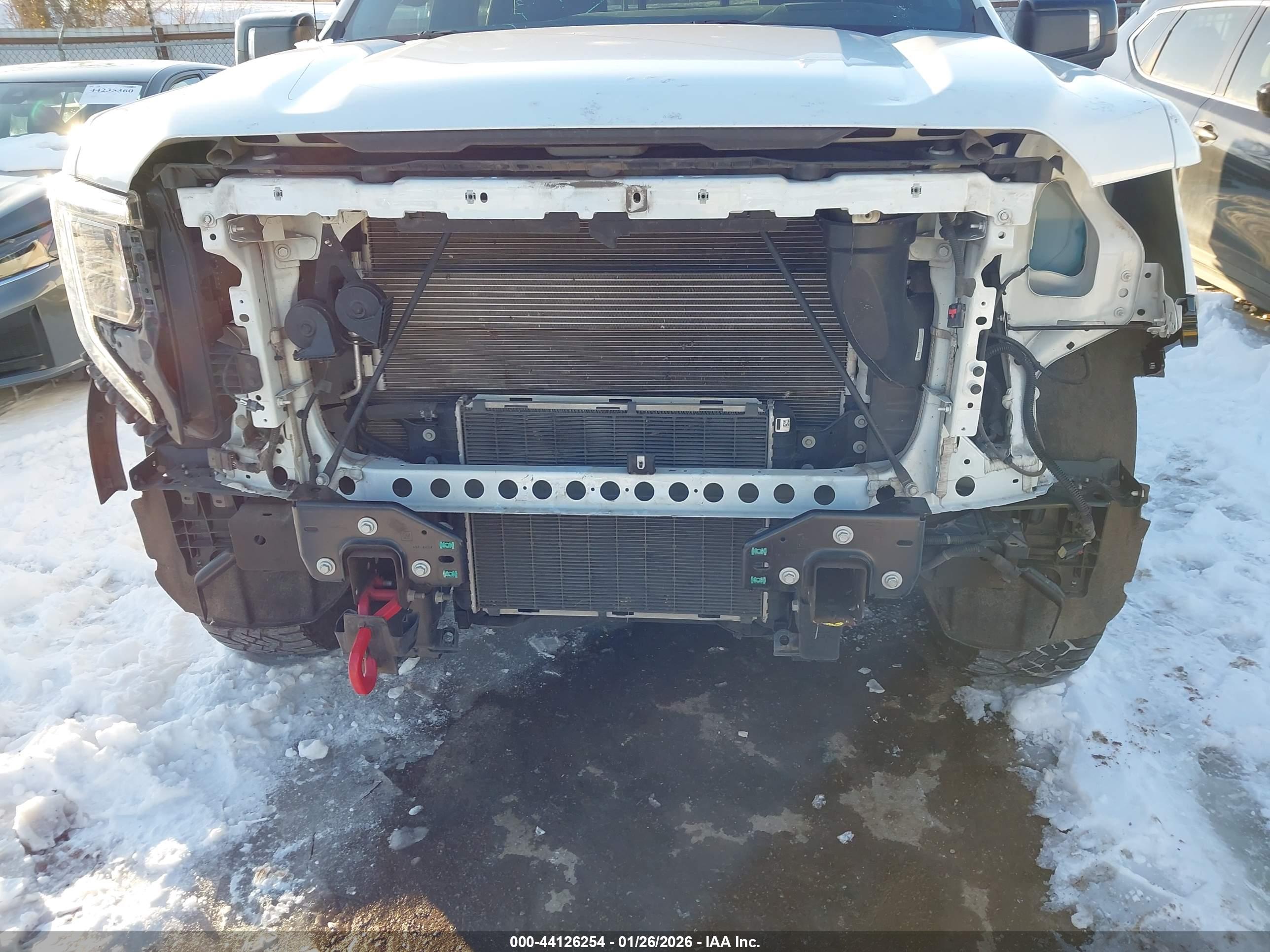 GMC SIERRA image 6