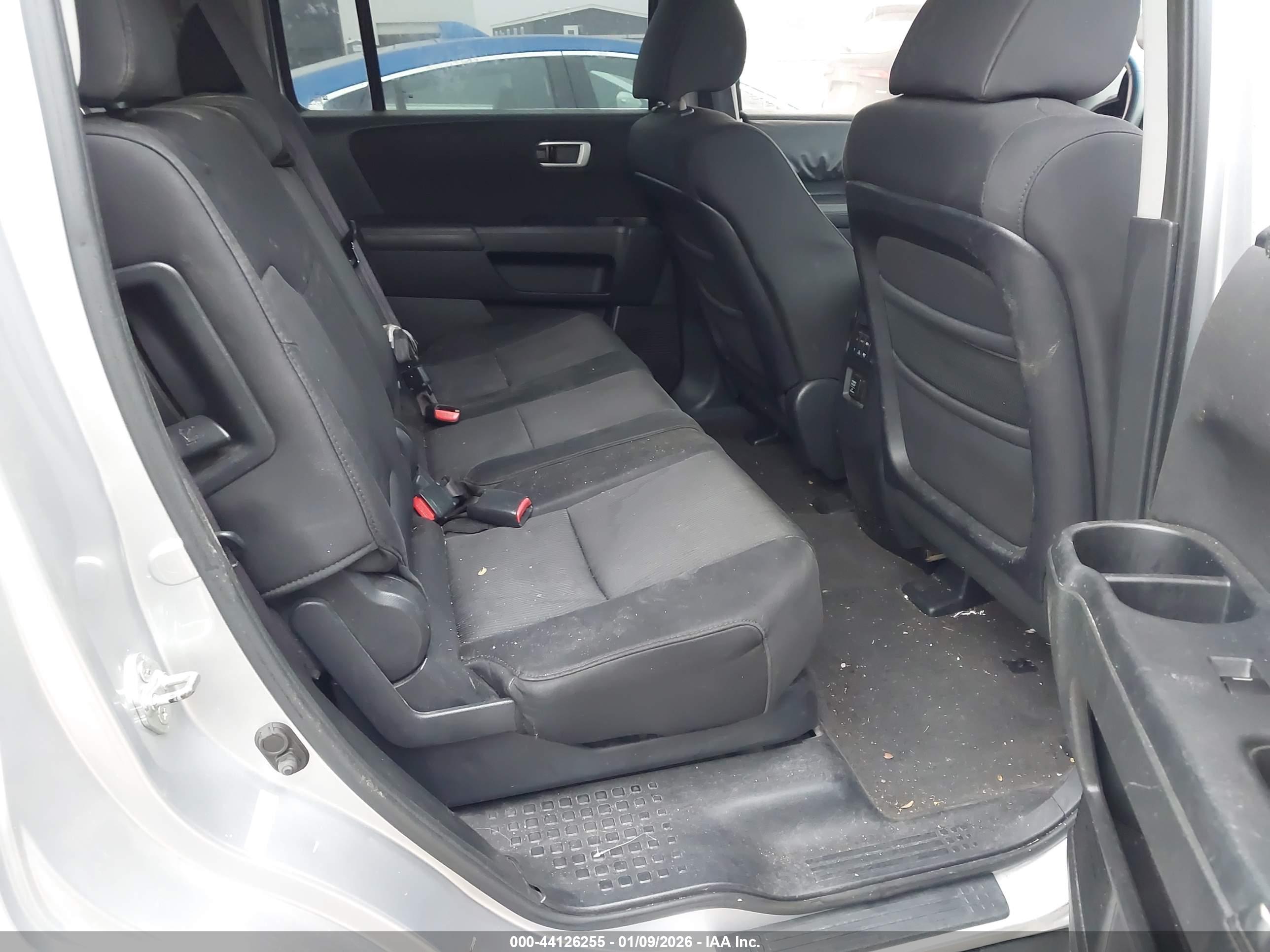 HONDA PILOT image 8