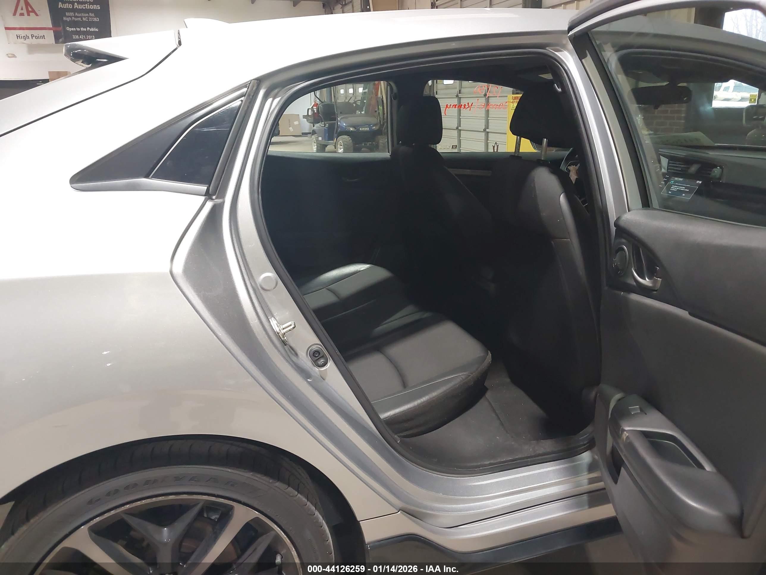 HONDA CIVIC image 8