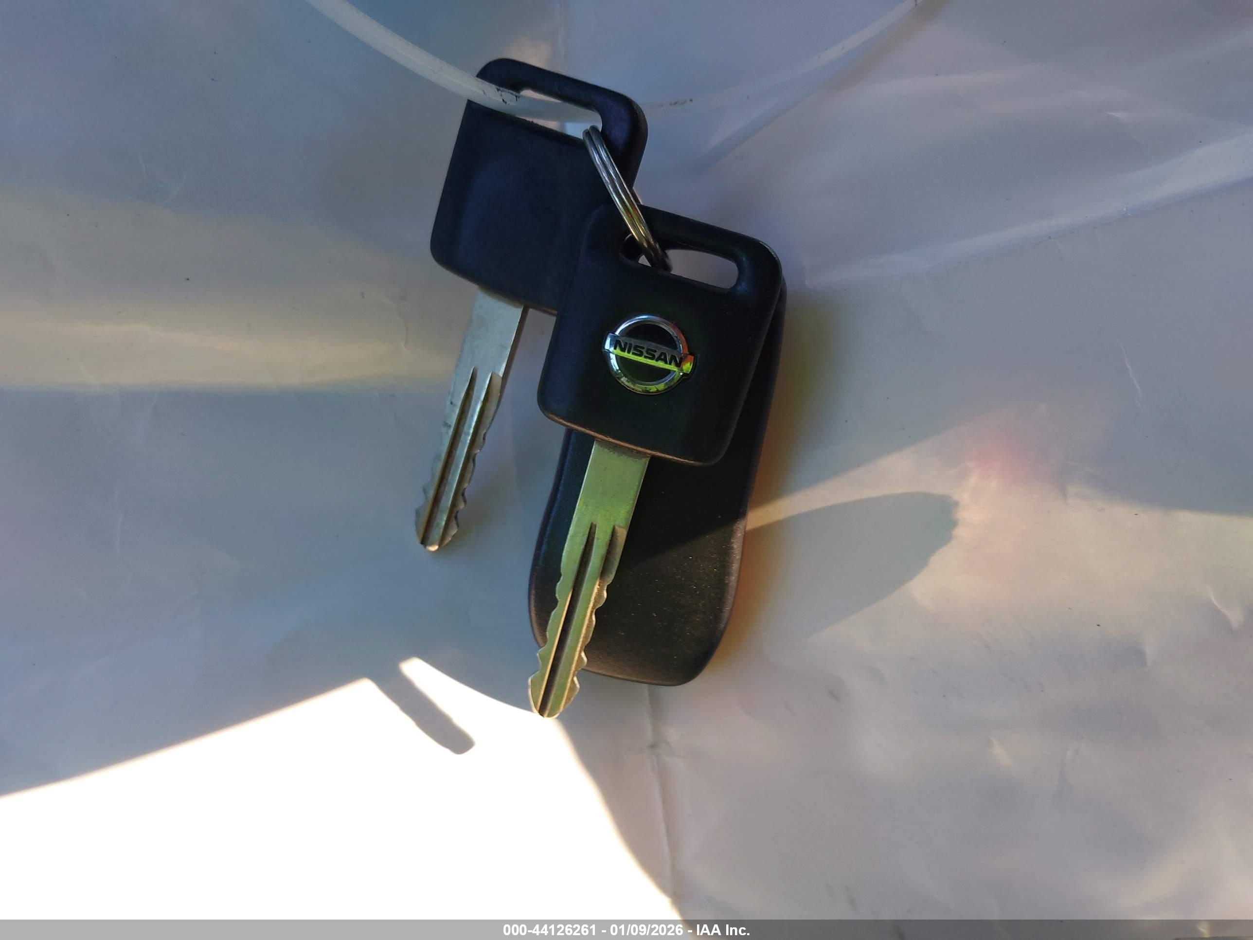 NISSAN QUEST image 11