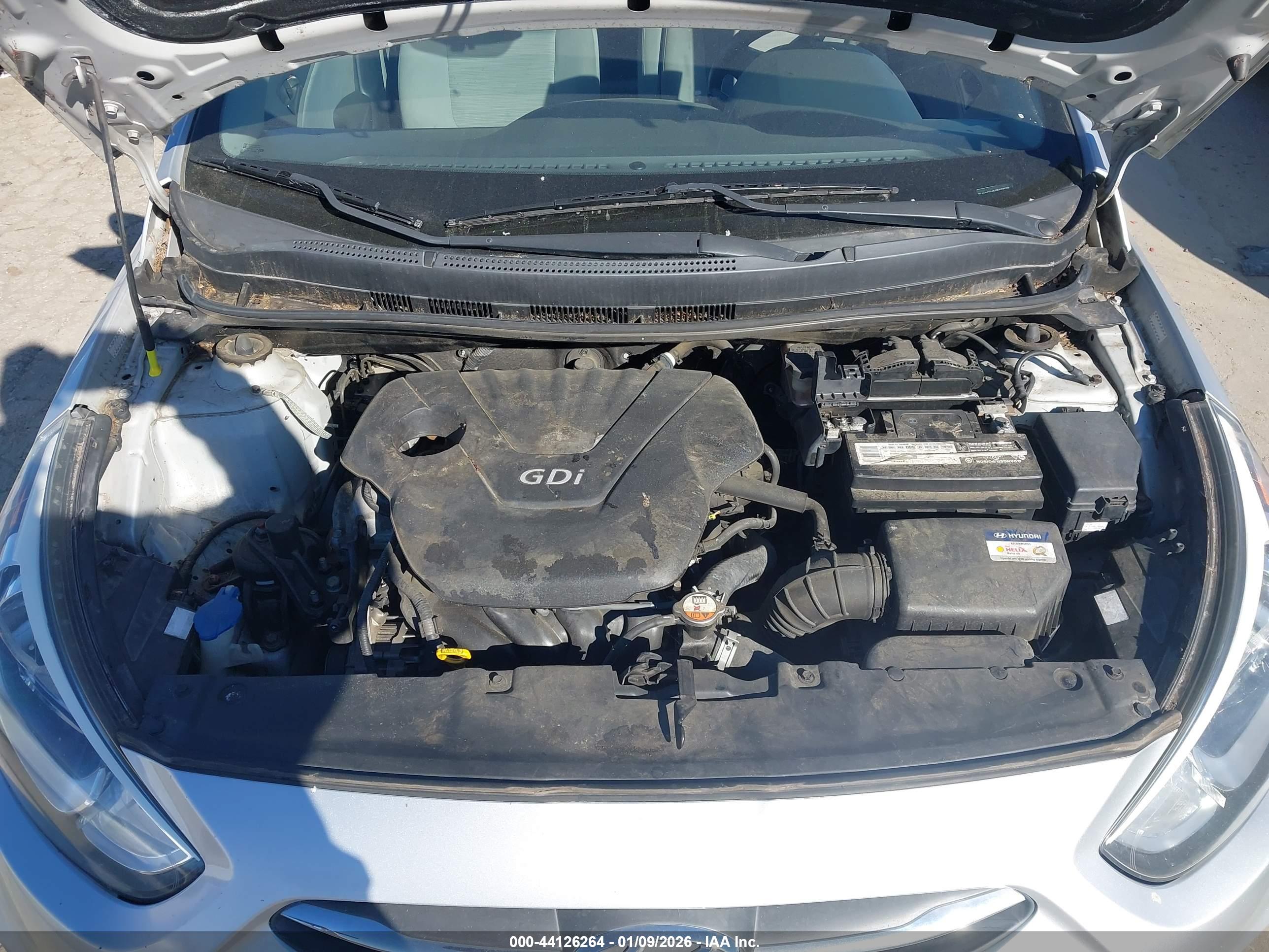 HYUNDAI ACCENT image 10