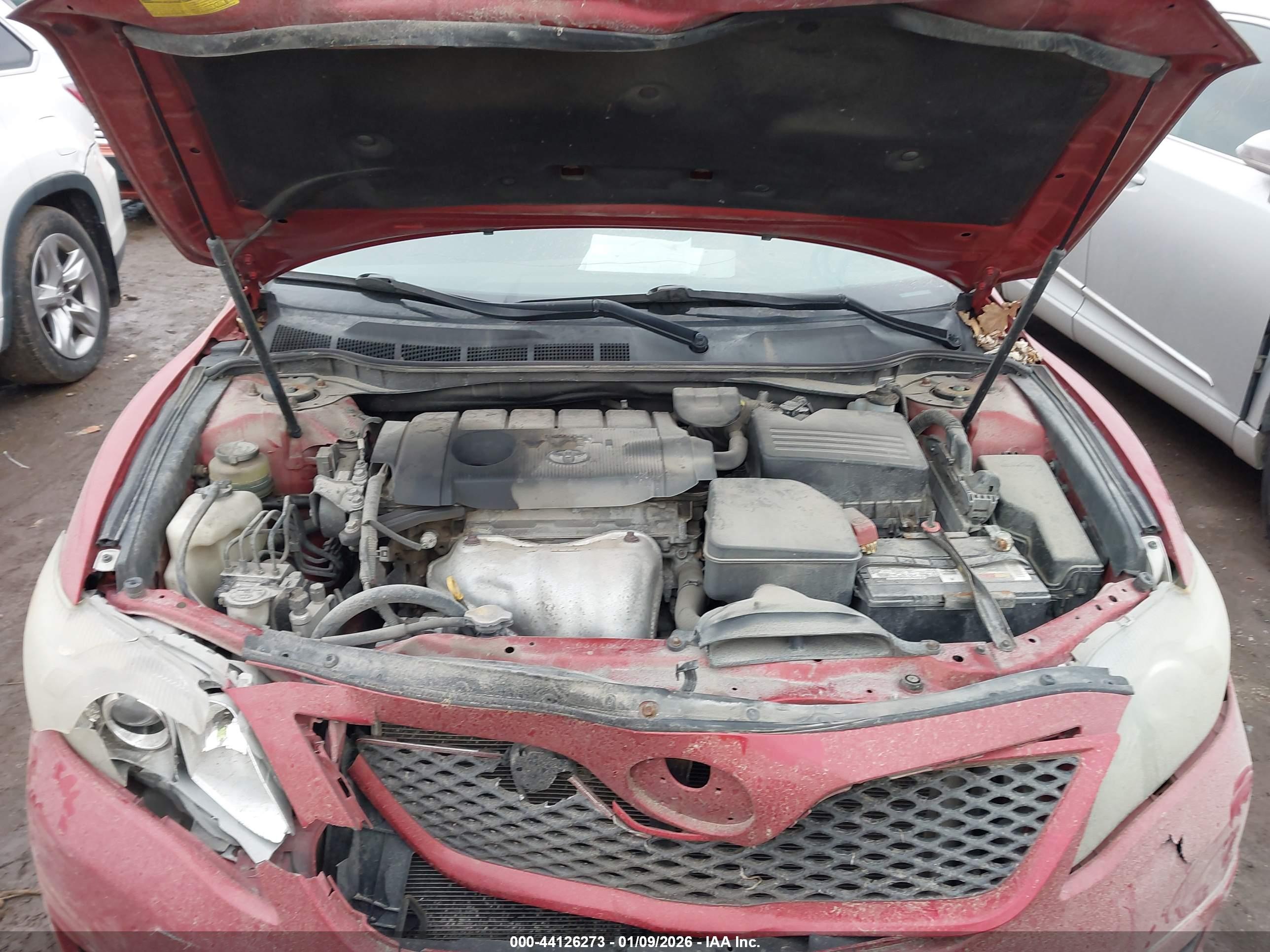 TOYOTA CAMRY image 10