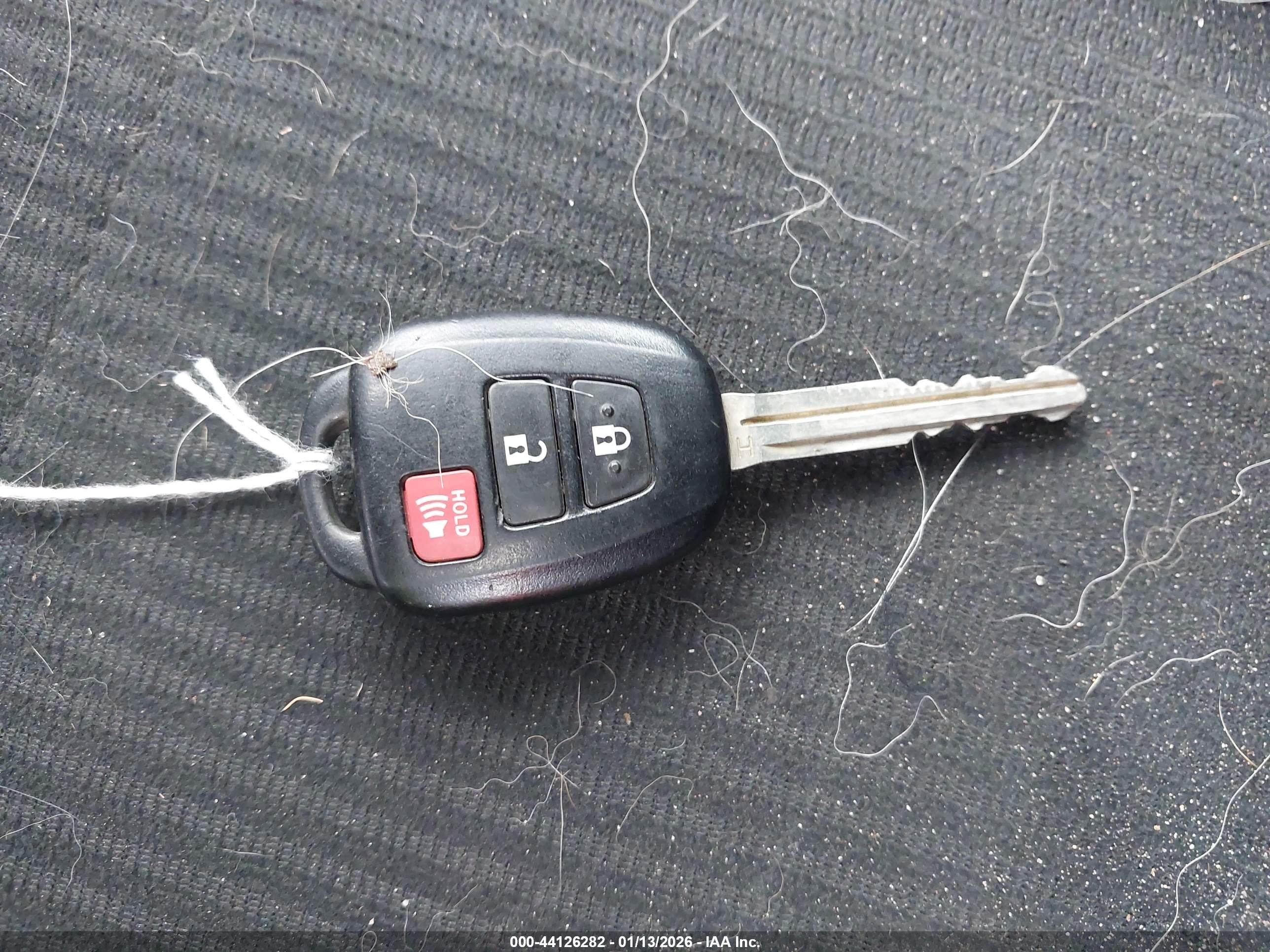 TOYOTA RAV4 image 11