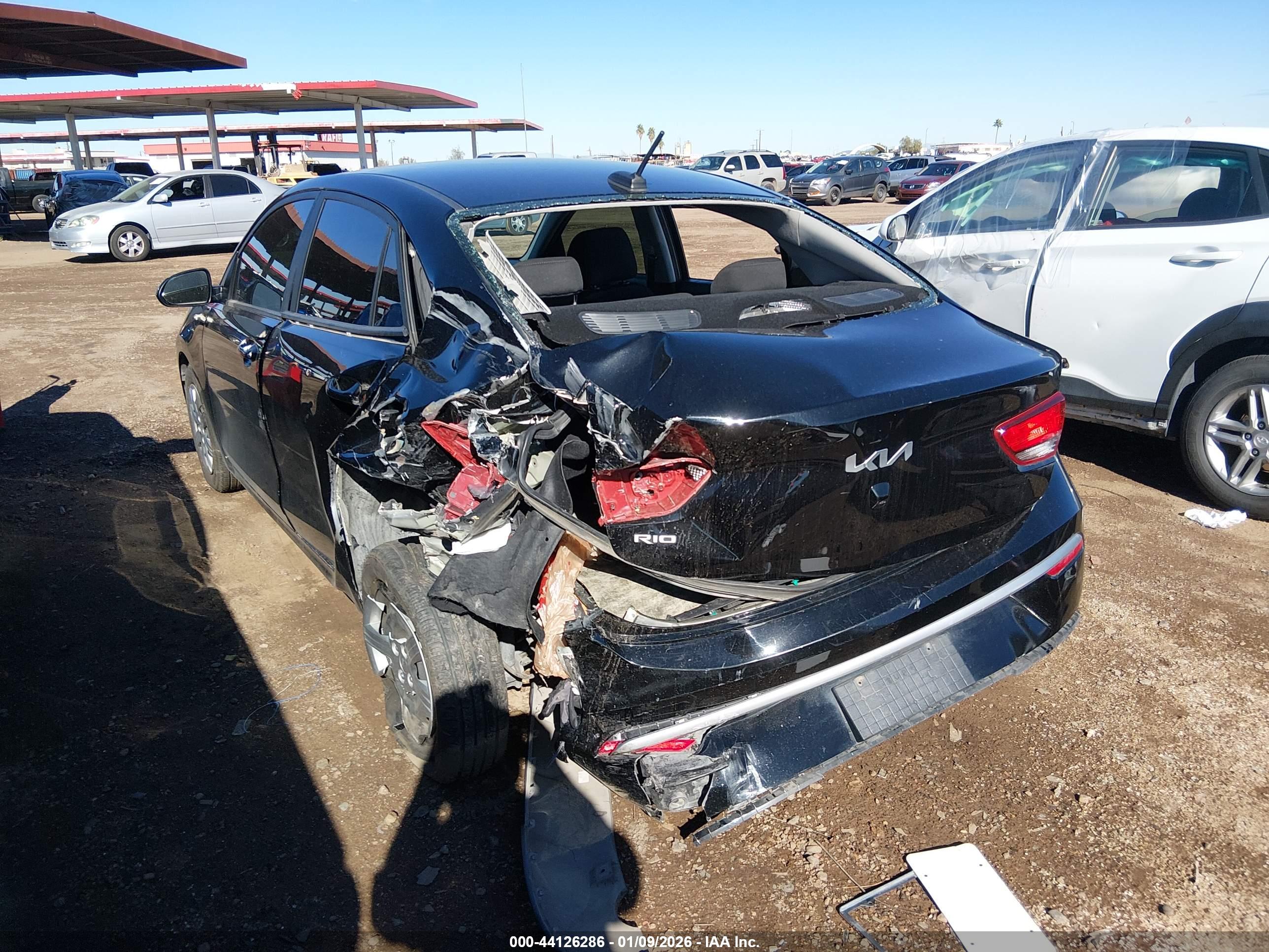 KIA RIO image 6
