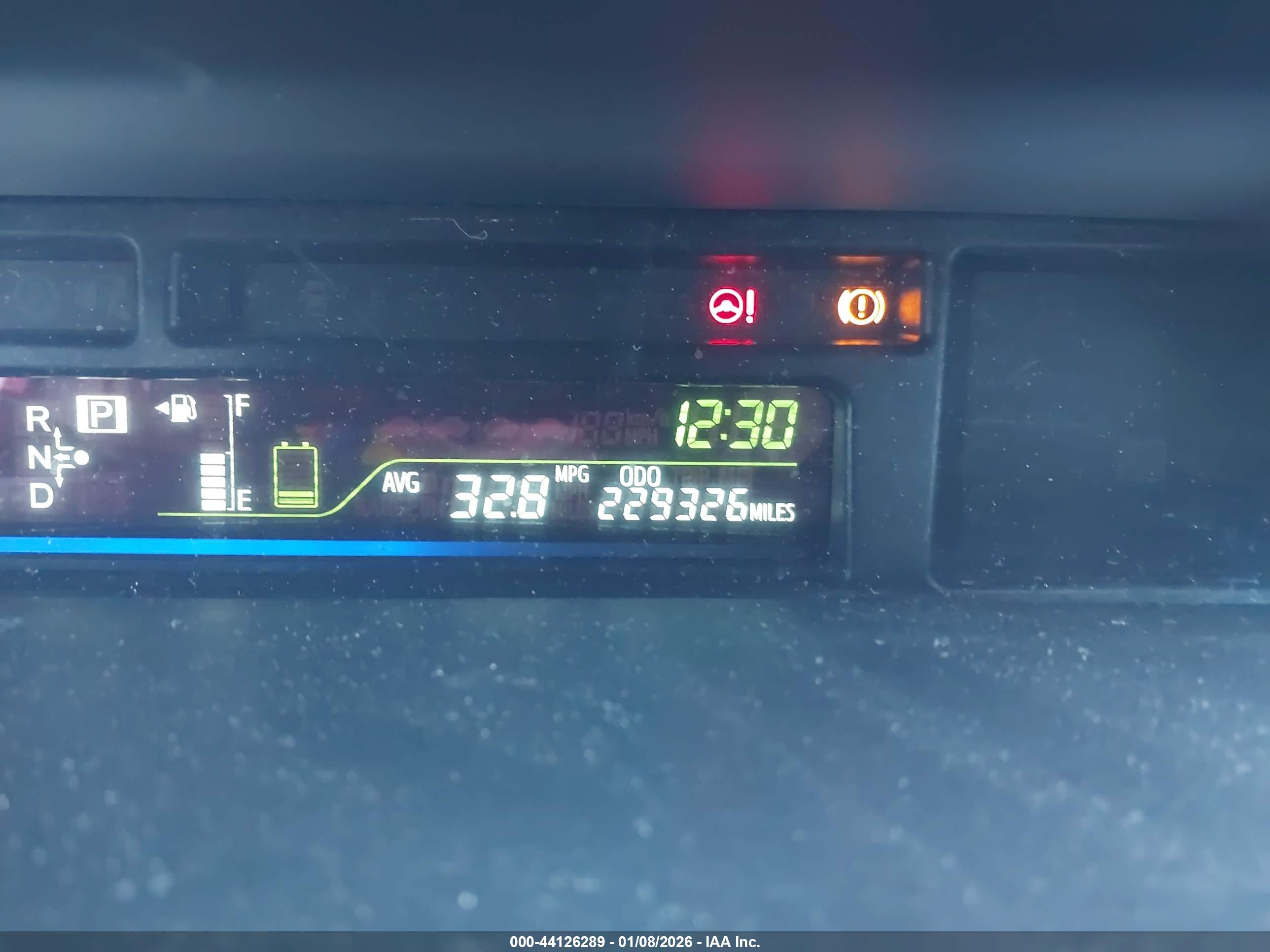 TOYOTA PRIUS image 7