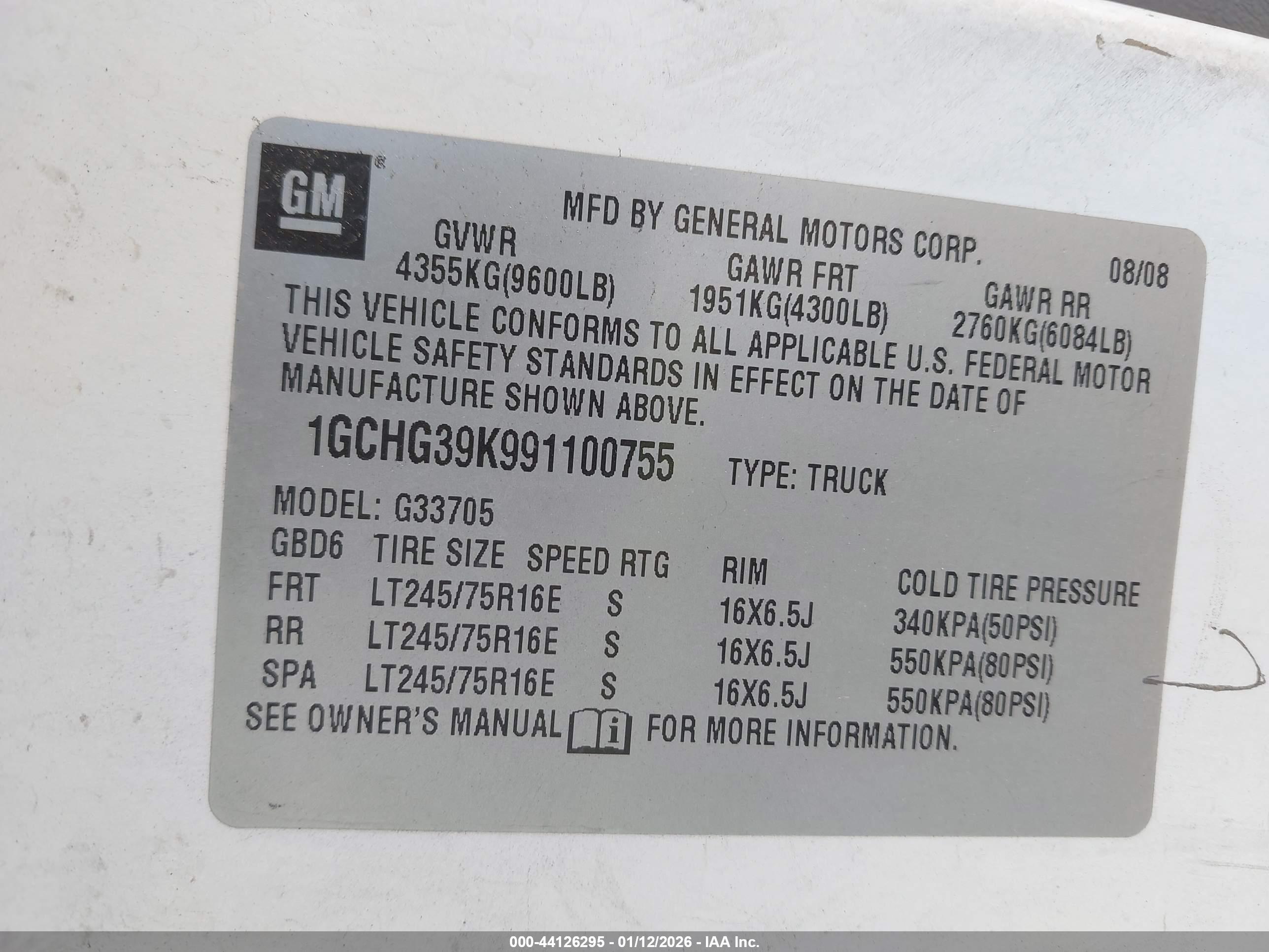 CHEVROLET EXPRESS image 9