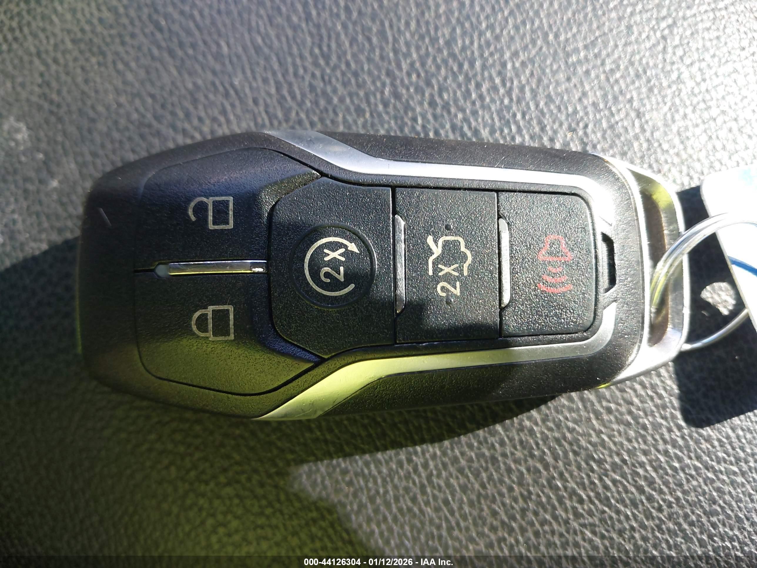 FORD EXPLORER image 11