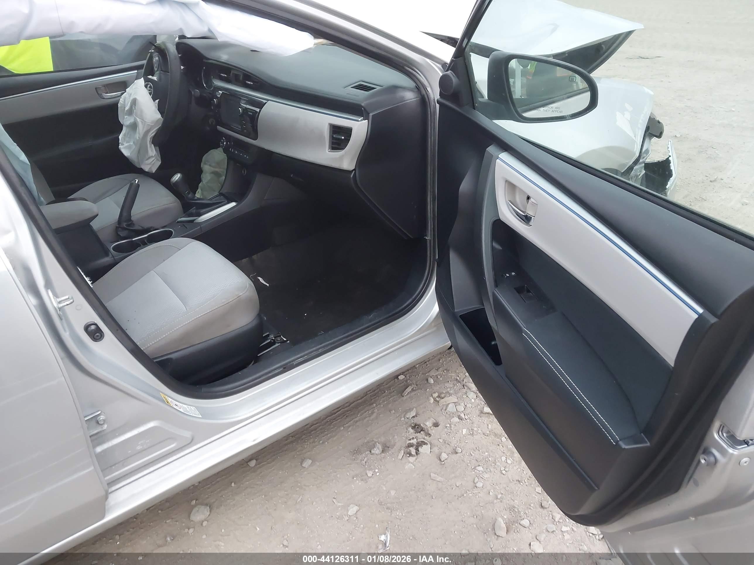 TOYOTA COROLLA image 5