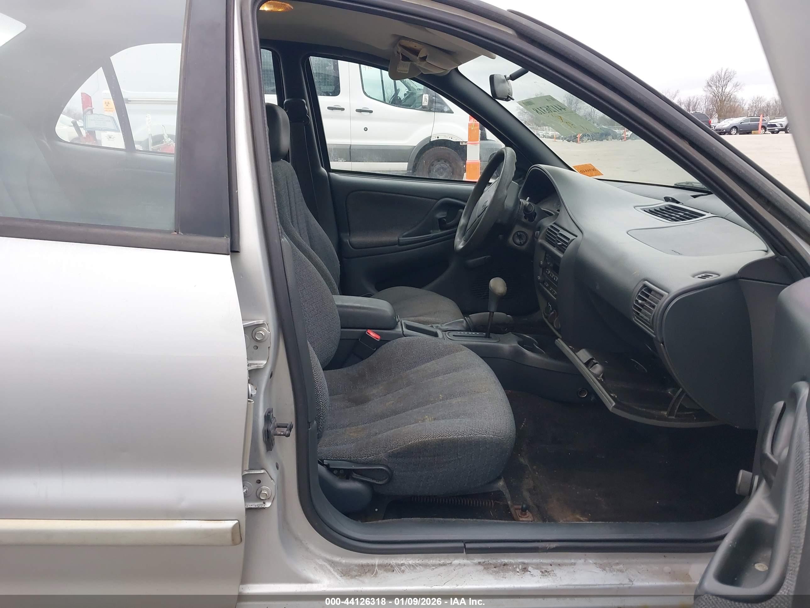 CHEVROLET CAVALIER image 5