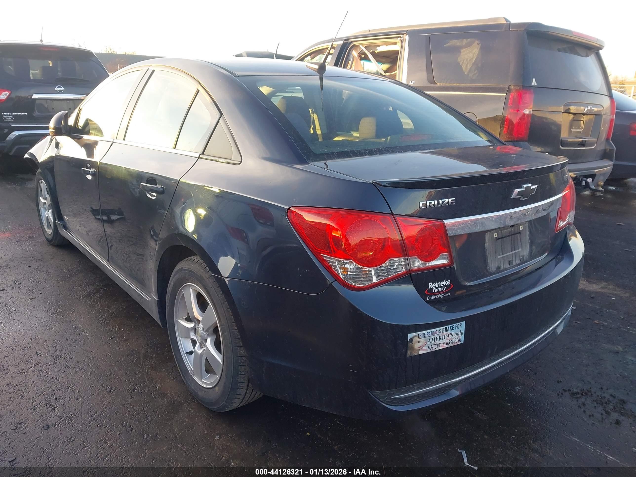 CHEVROLET CRUZE image 3