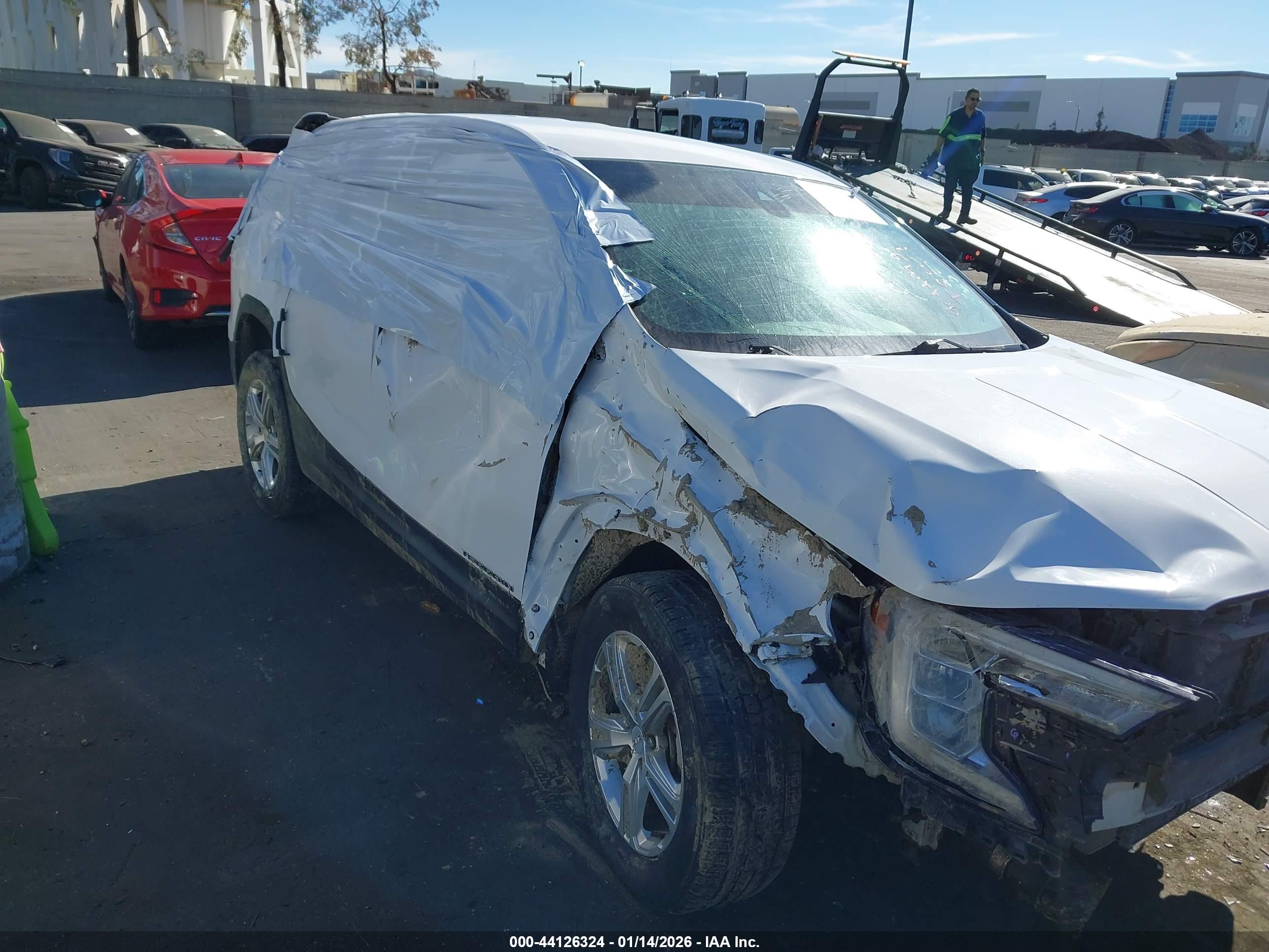 GMC TERRAIN image 6