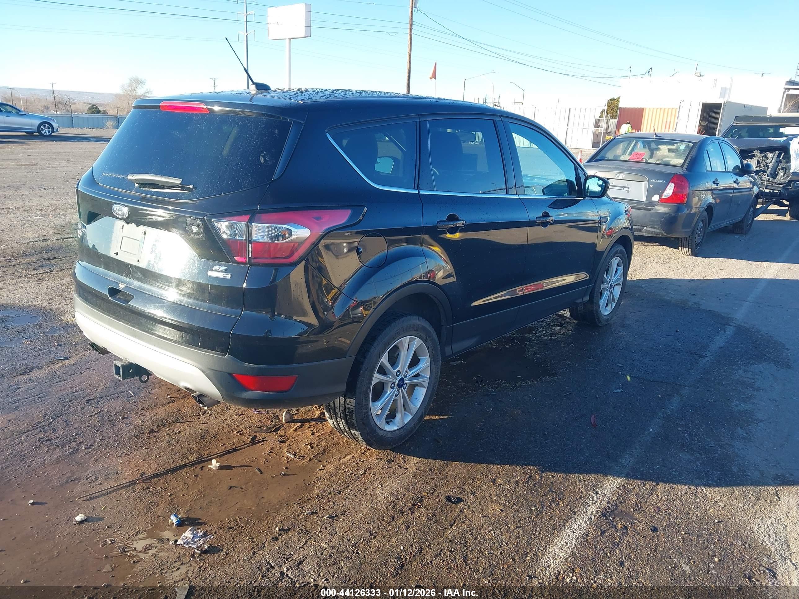 FORD ESCAPE image 4