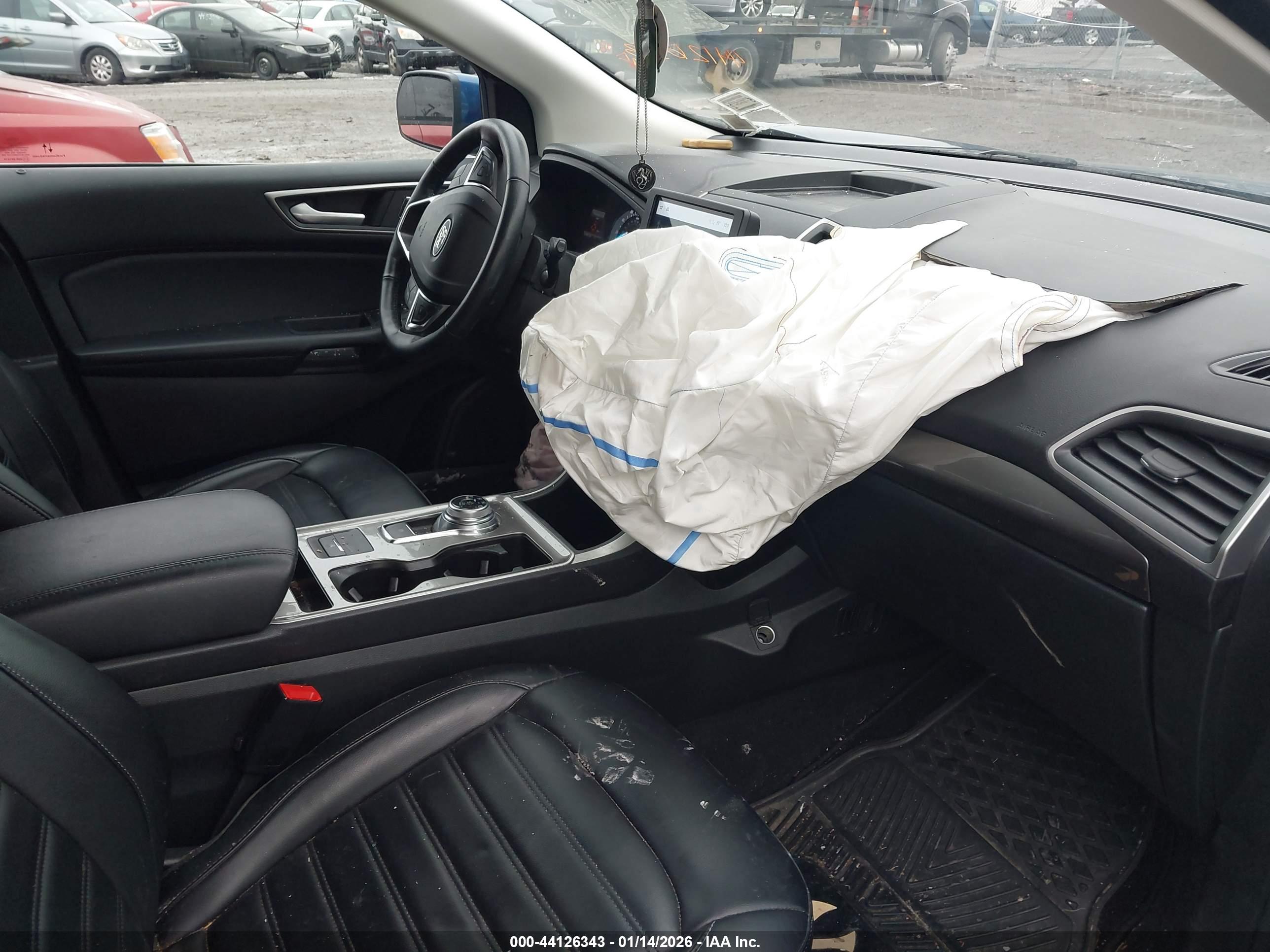 FORD EDGE image 5