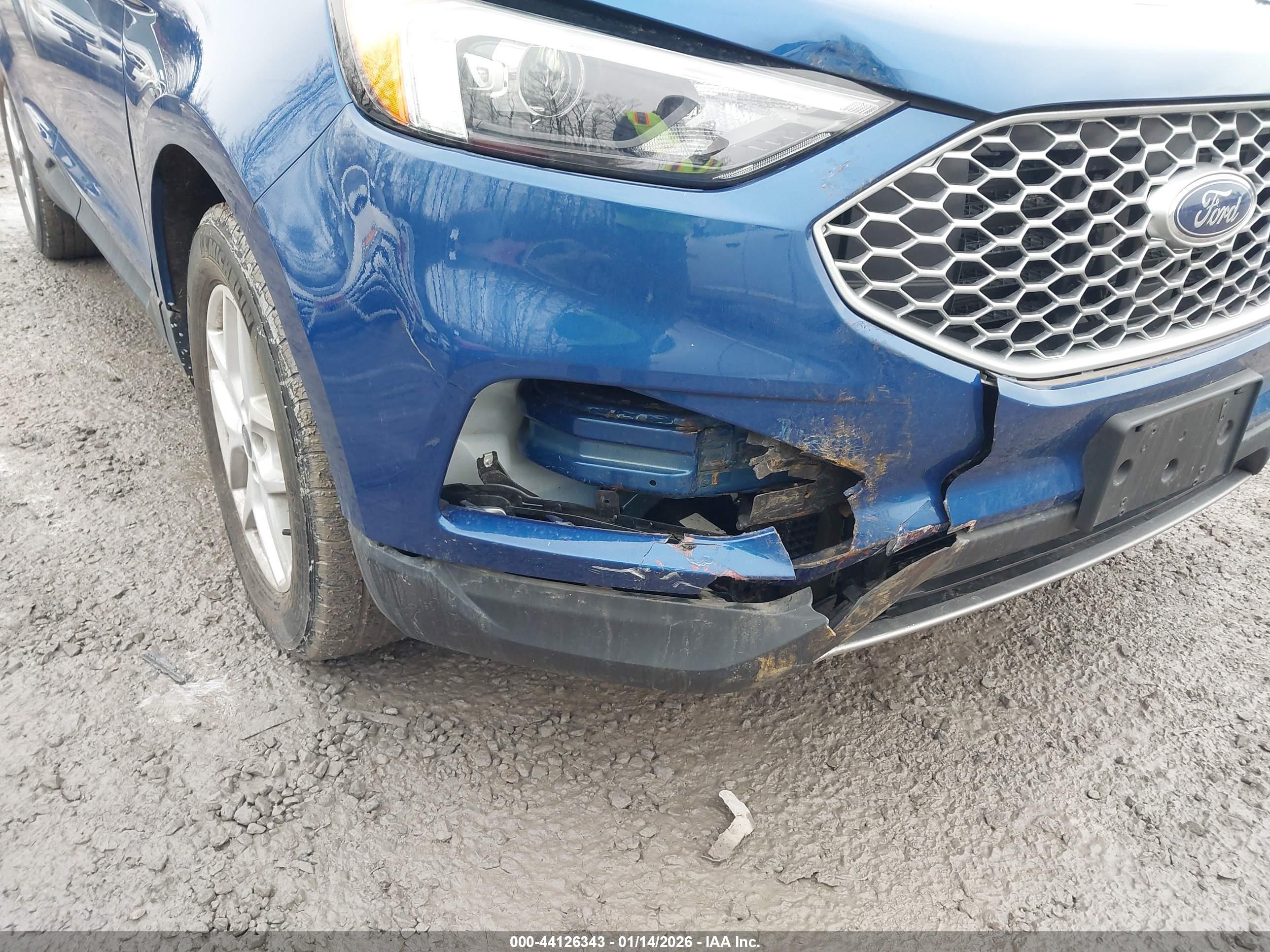 FORD EDGE image 6