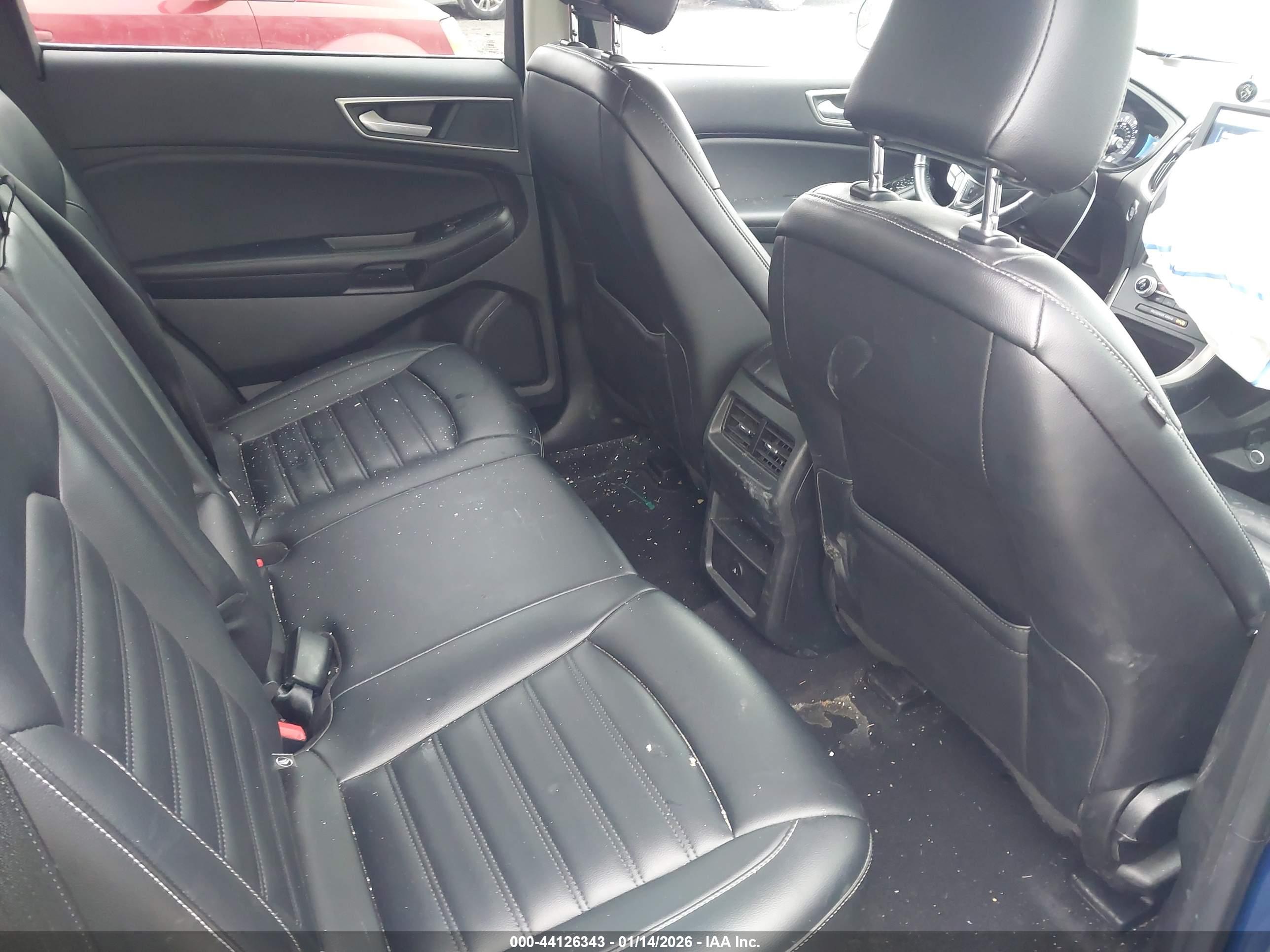 FORD EDGE image 8