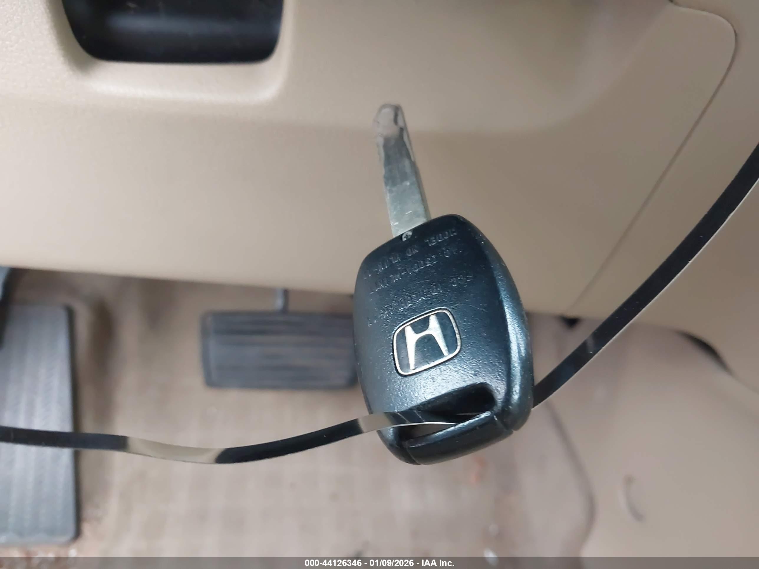 HONDA CR-V image 11