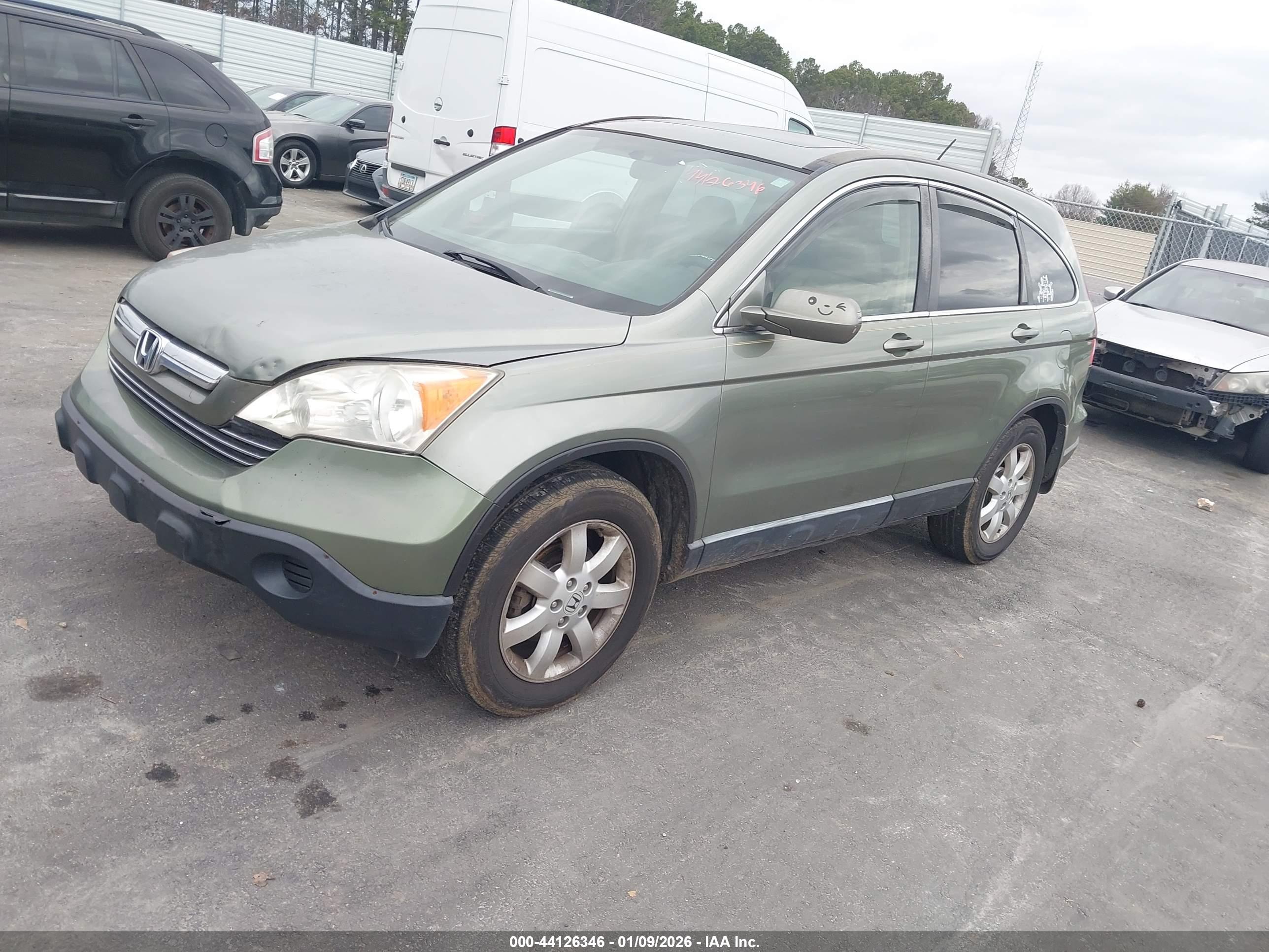 HONDA CR-V image 2