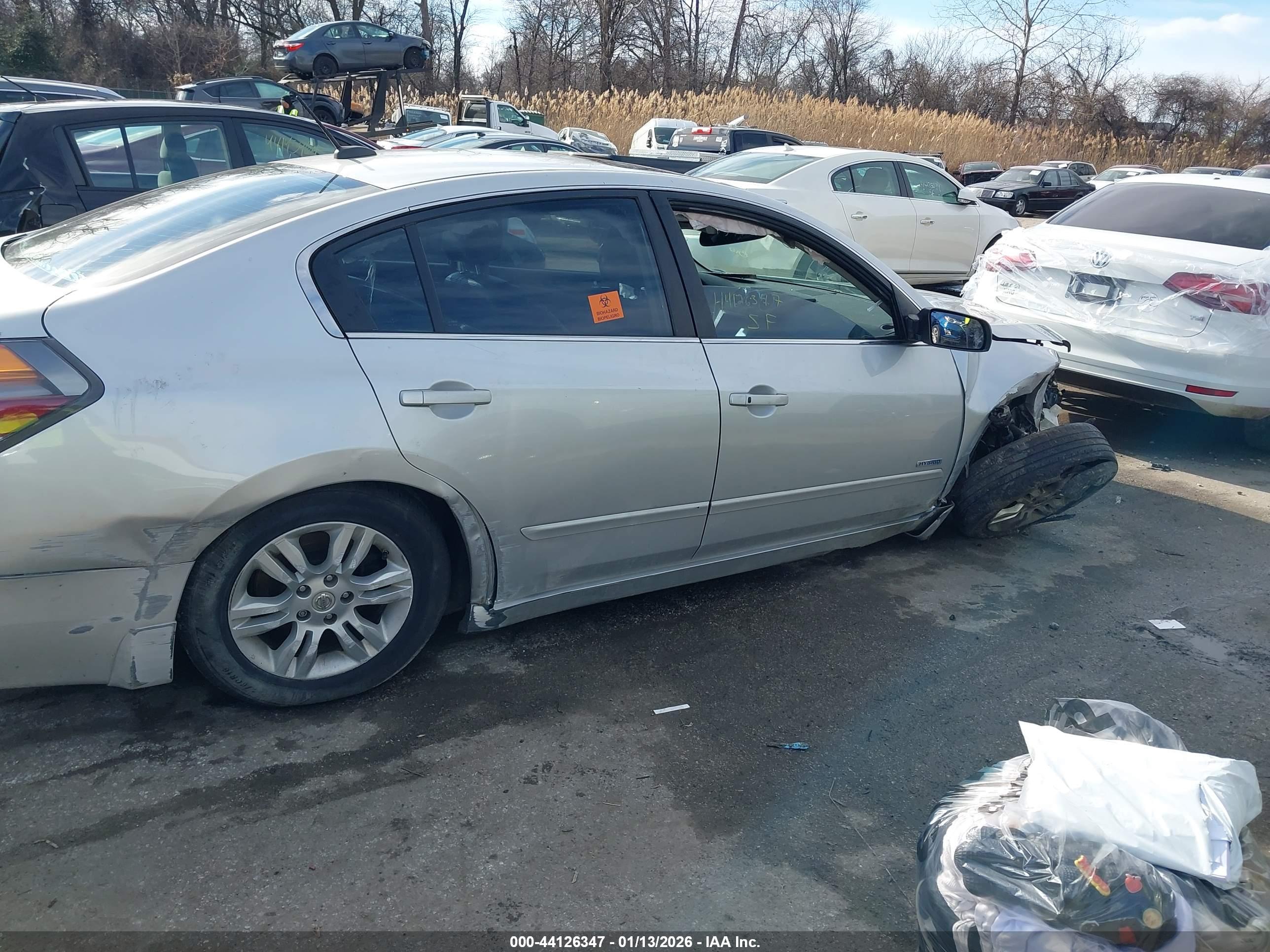 NISSAN ALTIMA image 6