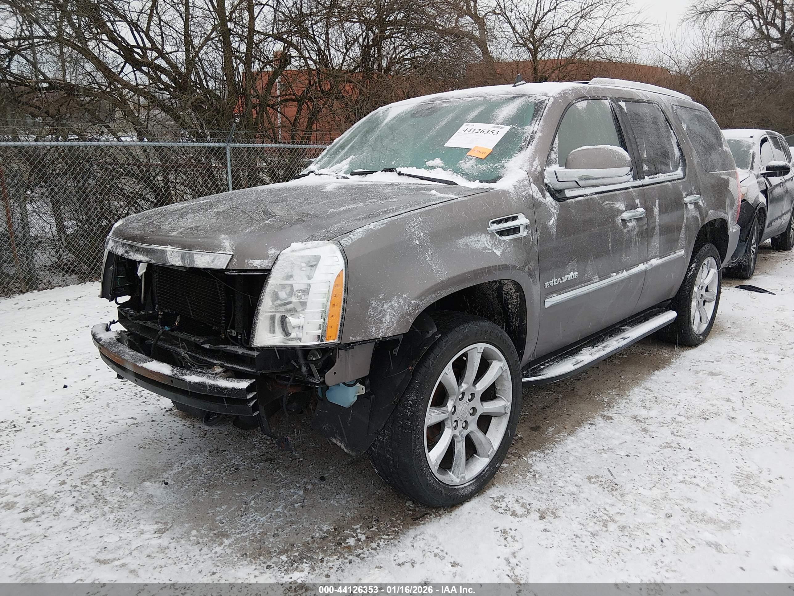 CADILLAC ESCALADE image 2