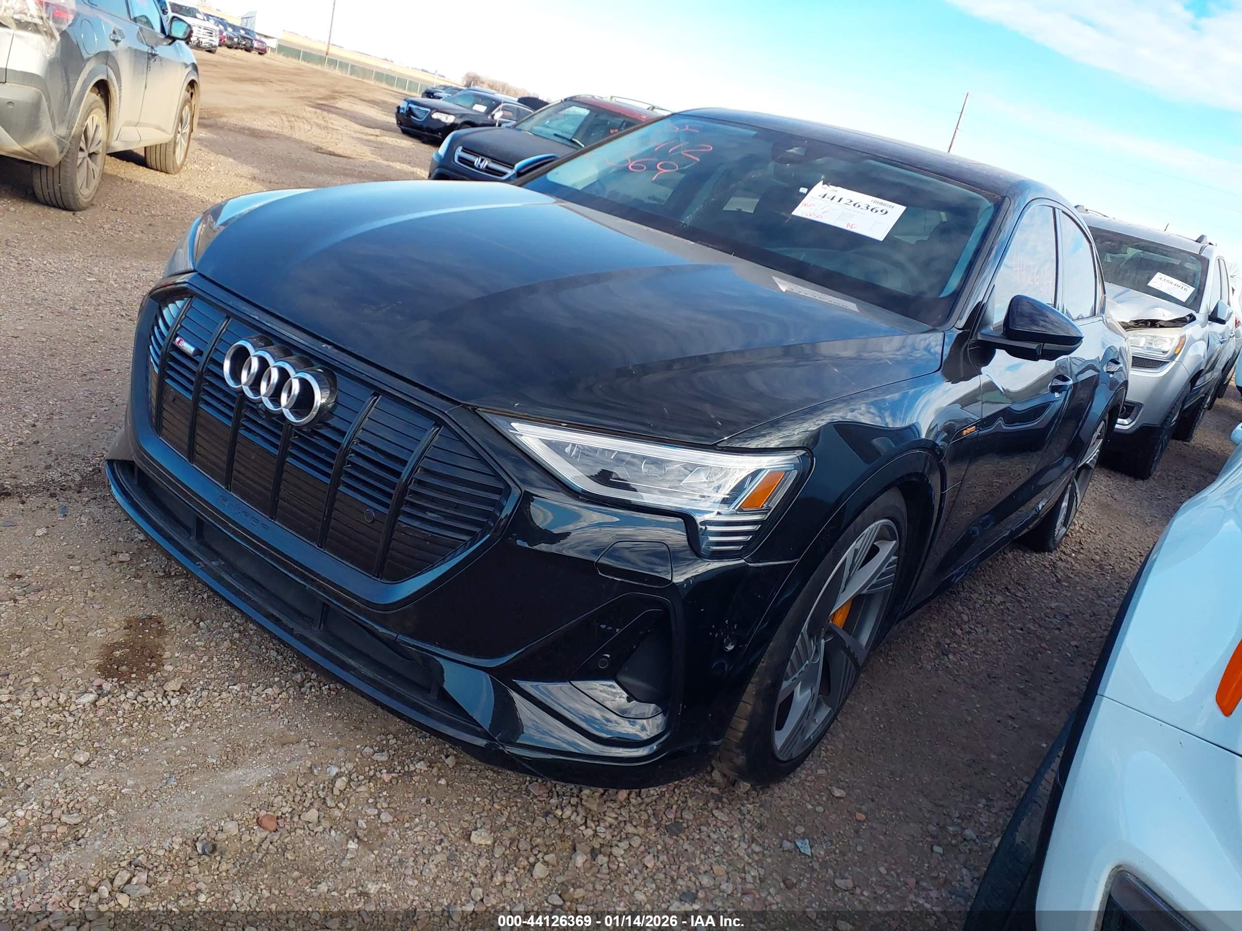 AUDI E-TRON image 2