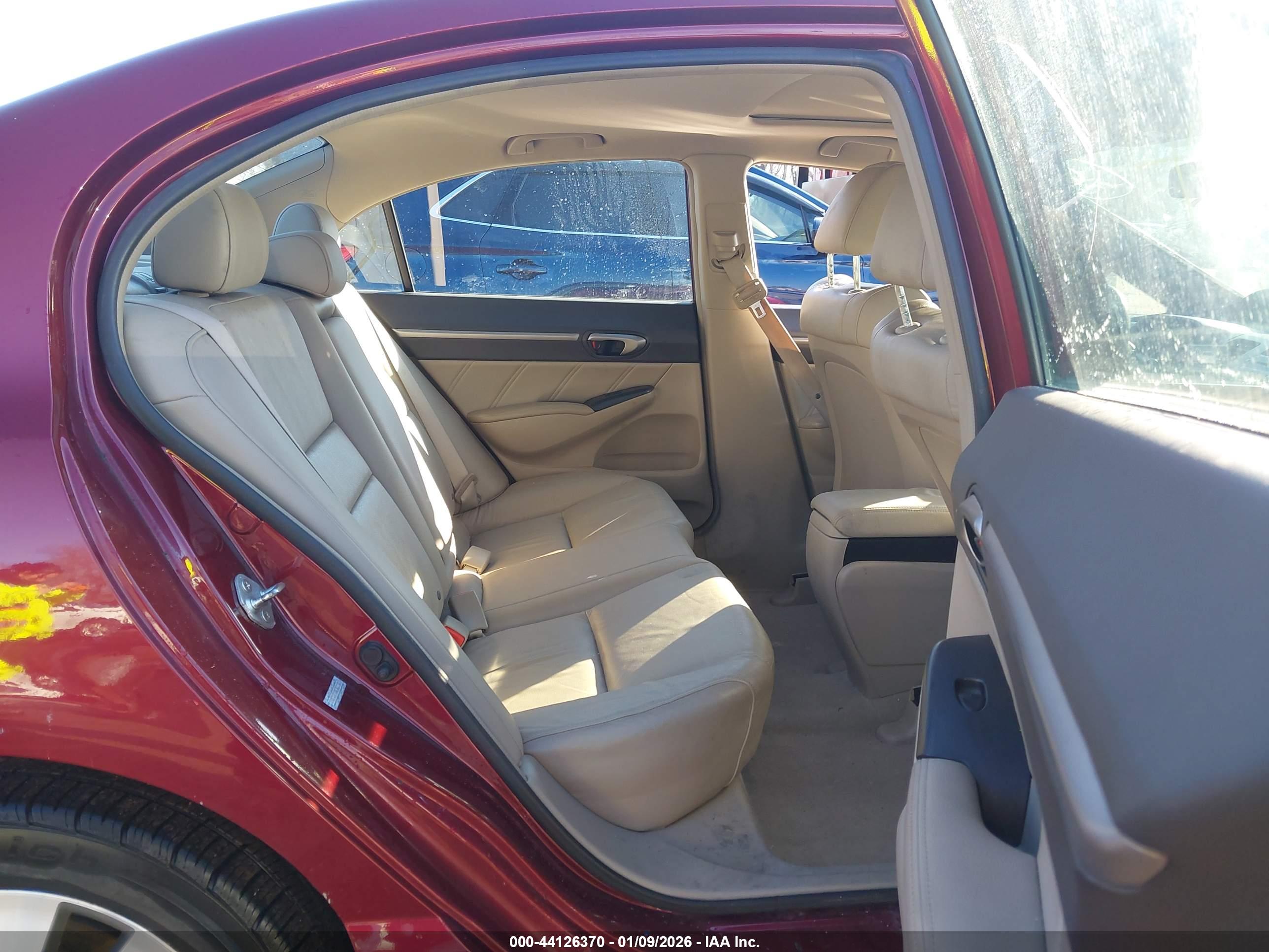 HONDA CIVIC image 8