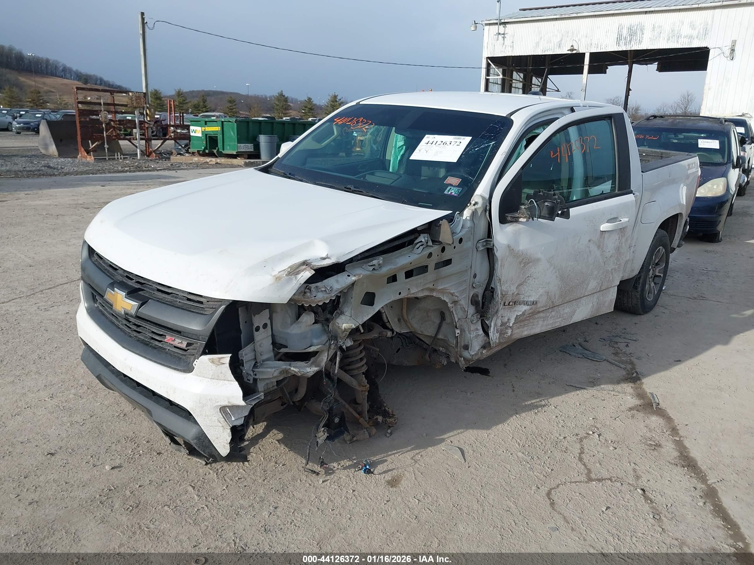 CHEVROLET COLORADO image 6