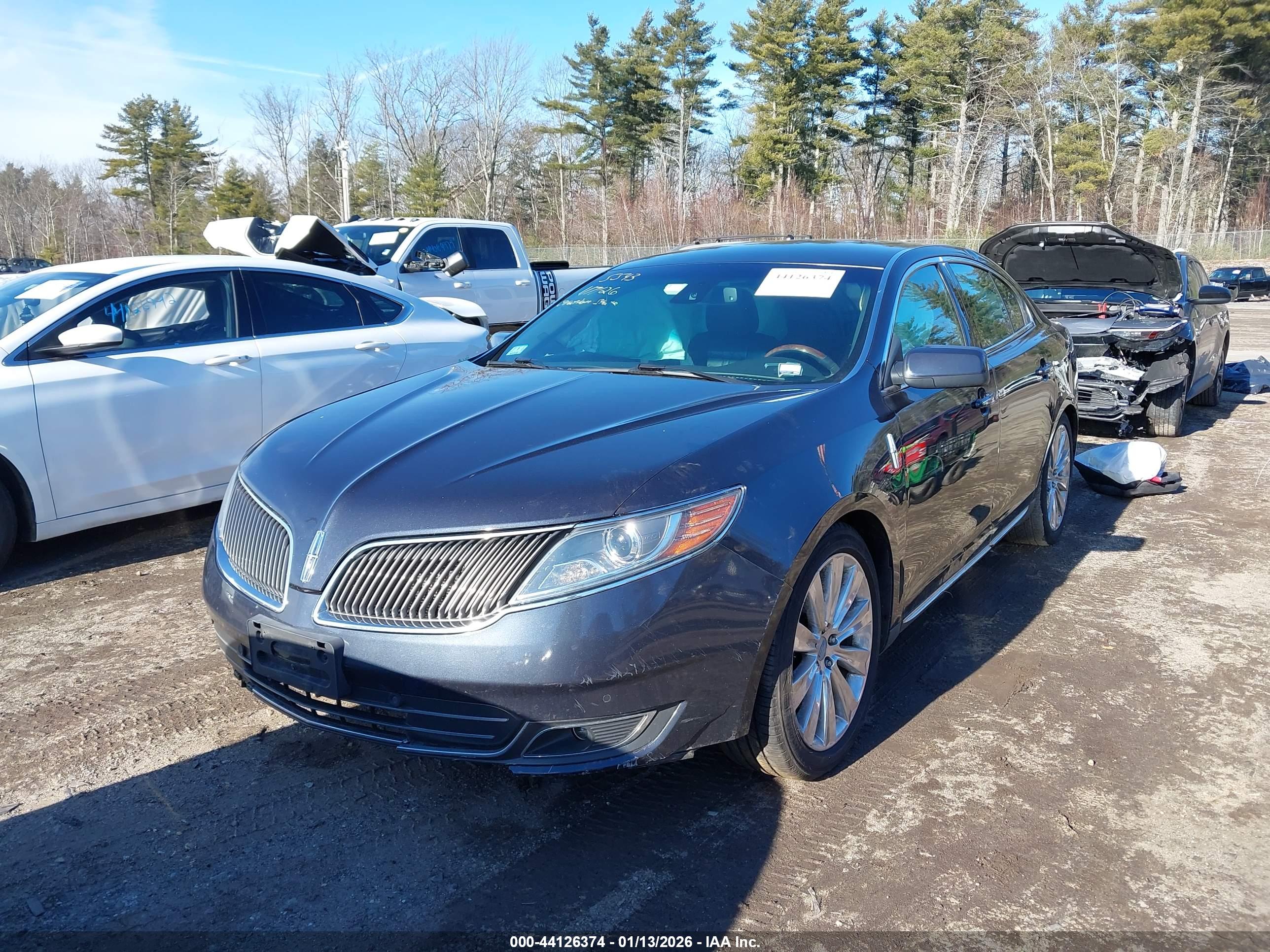 LINCOLN MKS image 2