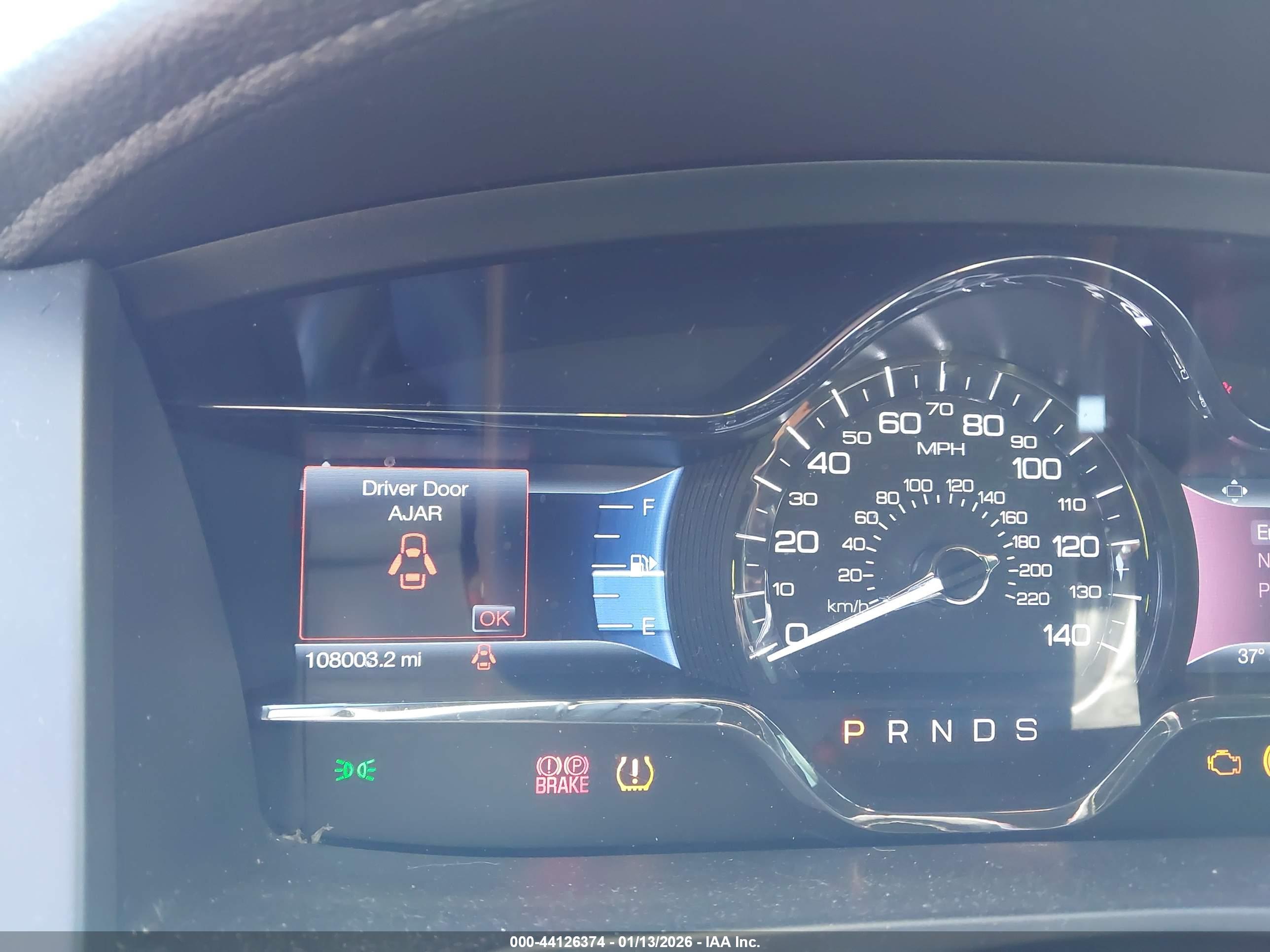LINCOLN MKS image 7