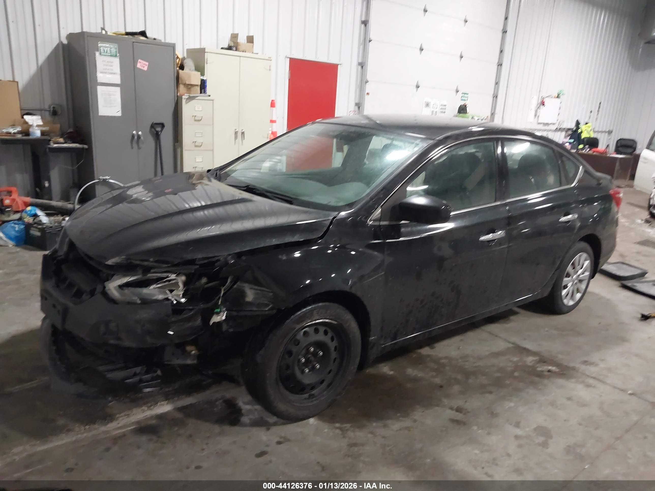 NISSAN SENTRA image 2