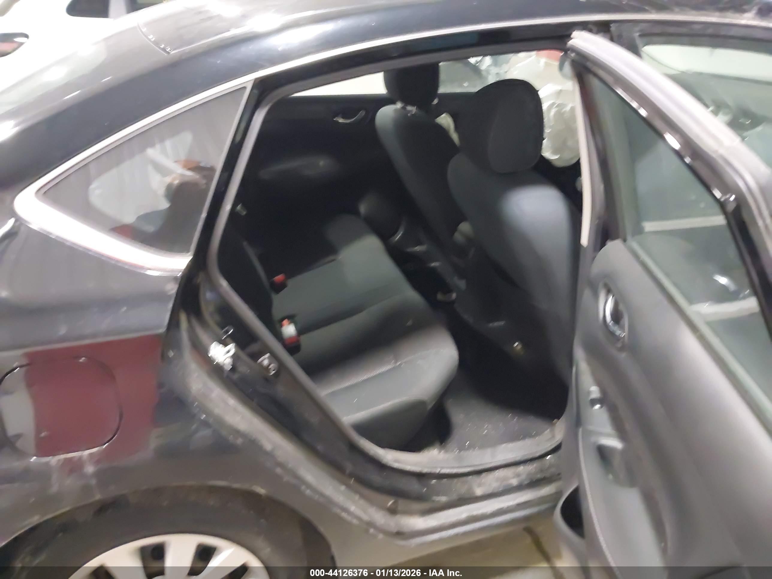NISSAN SENTRA image 8
