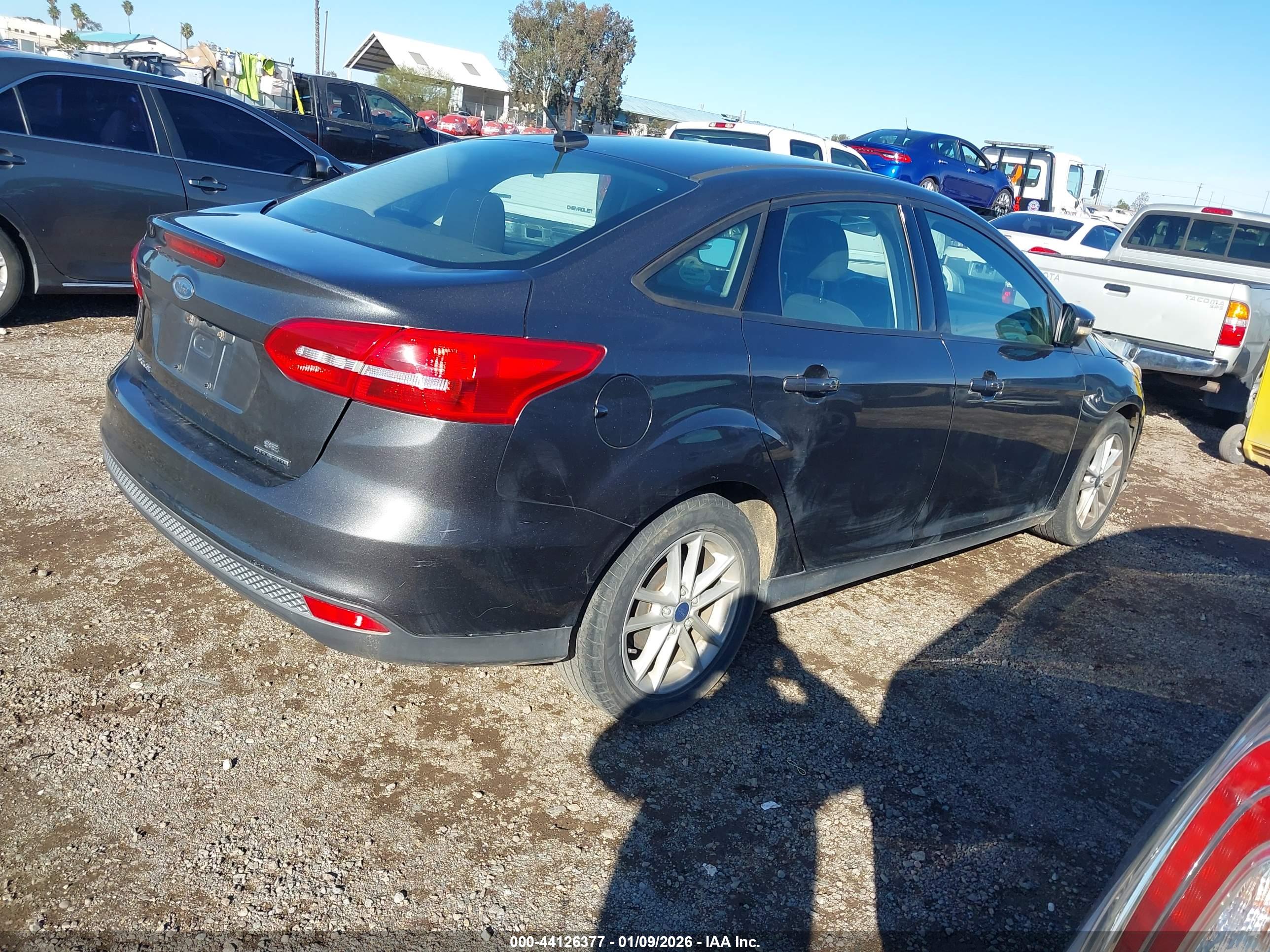 FORD FOCUS image 4