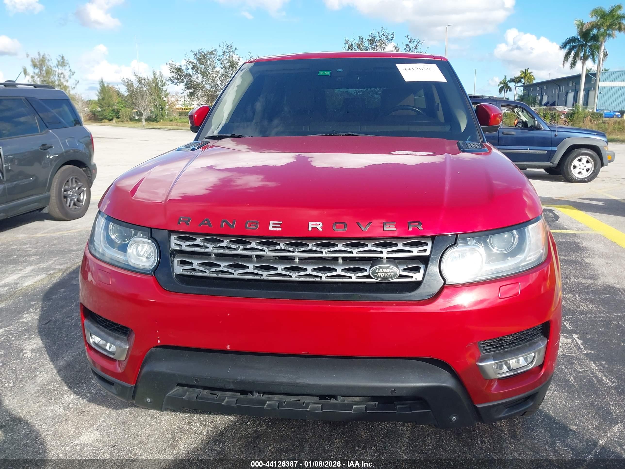 LAND ROVER image 6