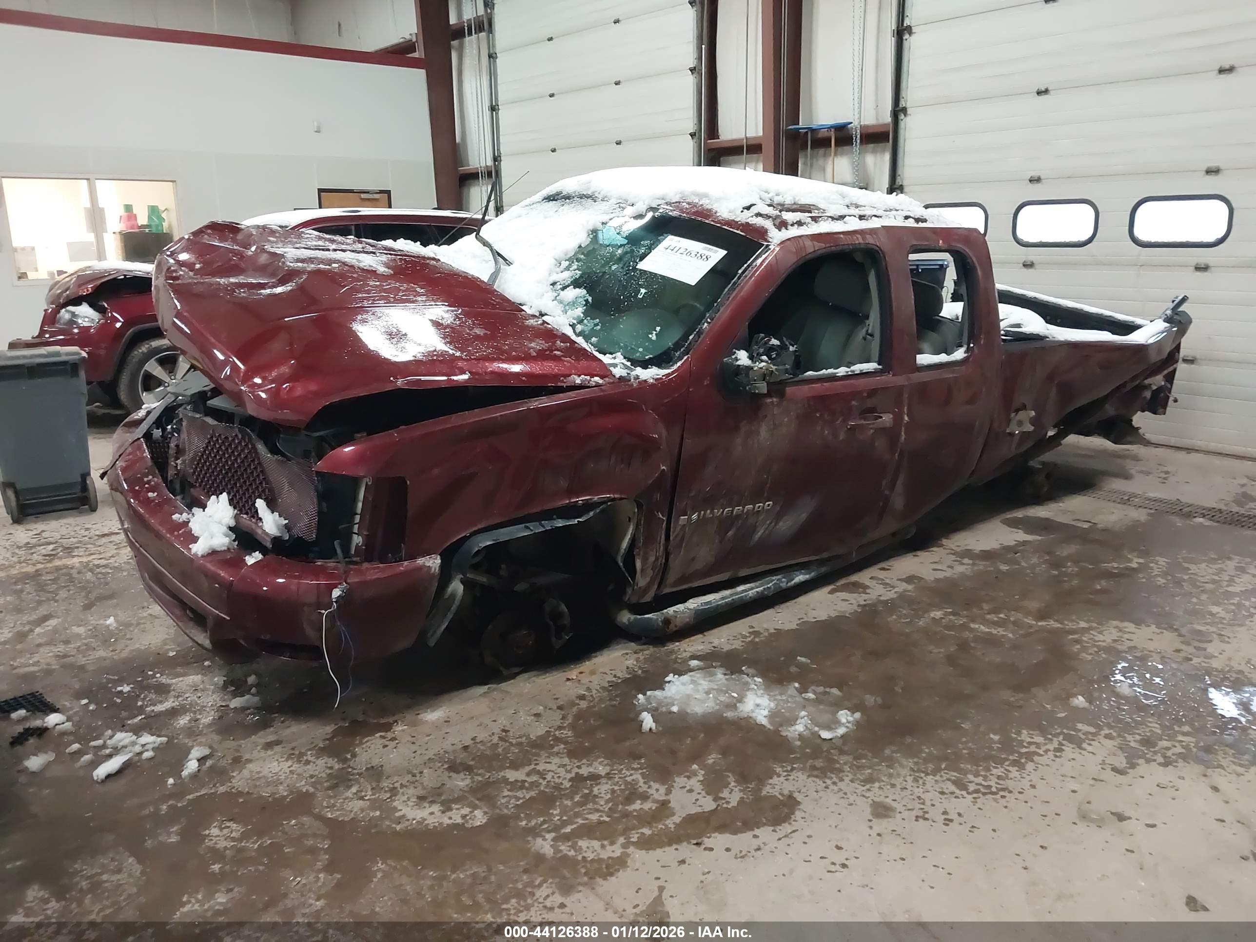 CHEVROLET SILVERADO image 2