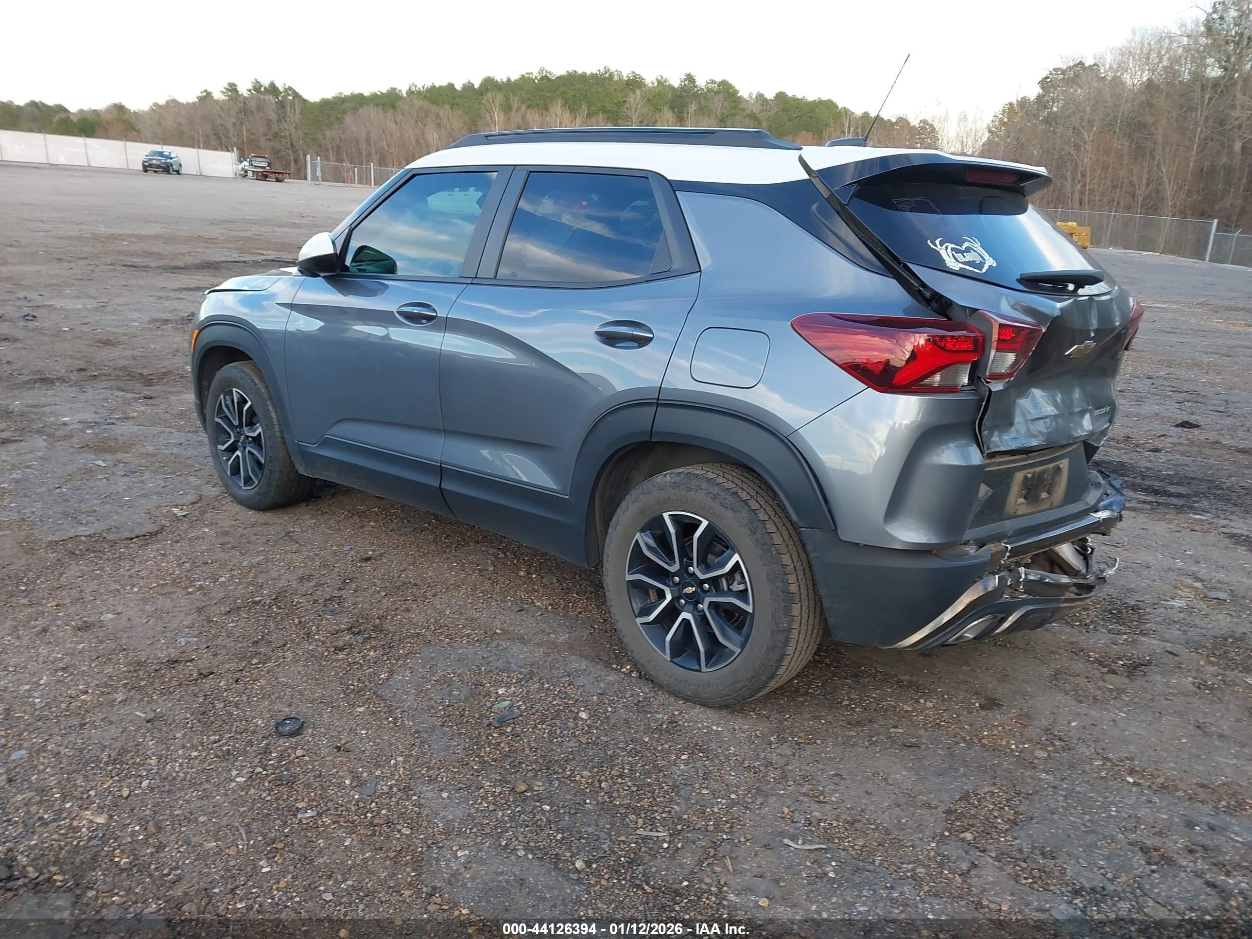 CHEVROLET TRAILBLAZER image 3